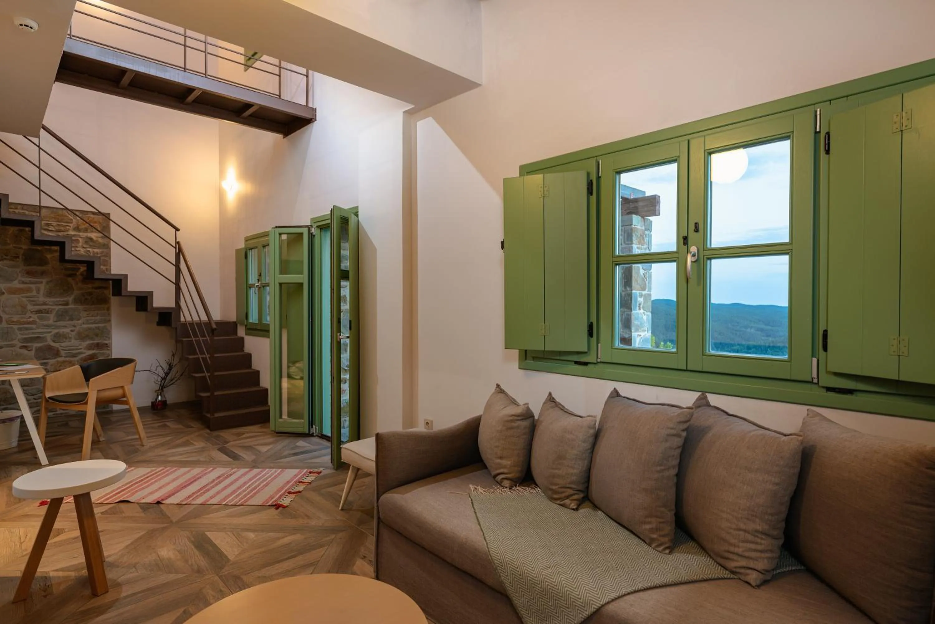 Seating area in Foresta in Medias Mores