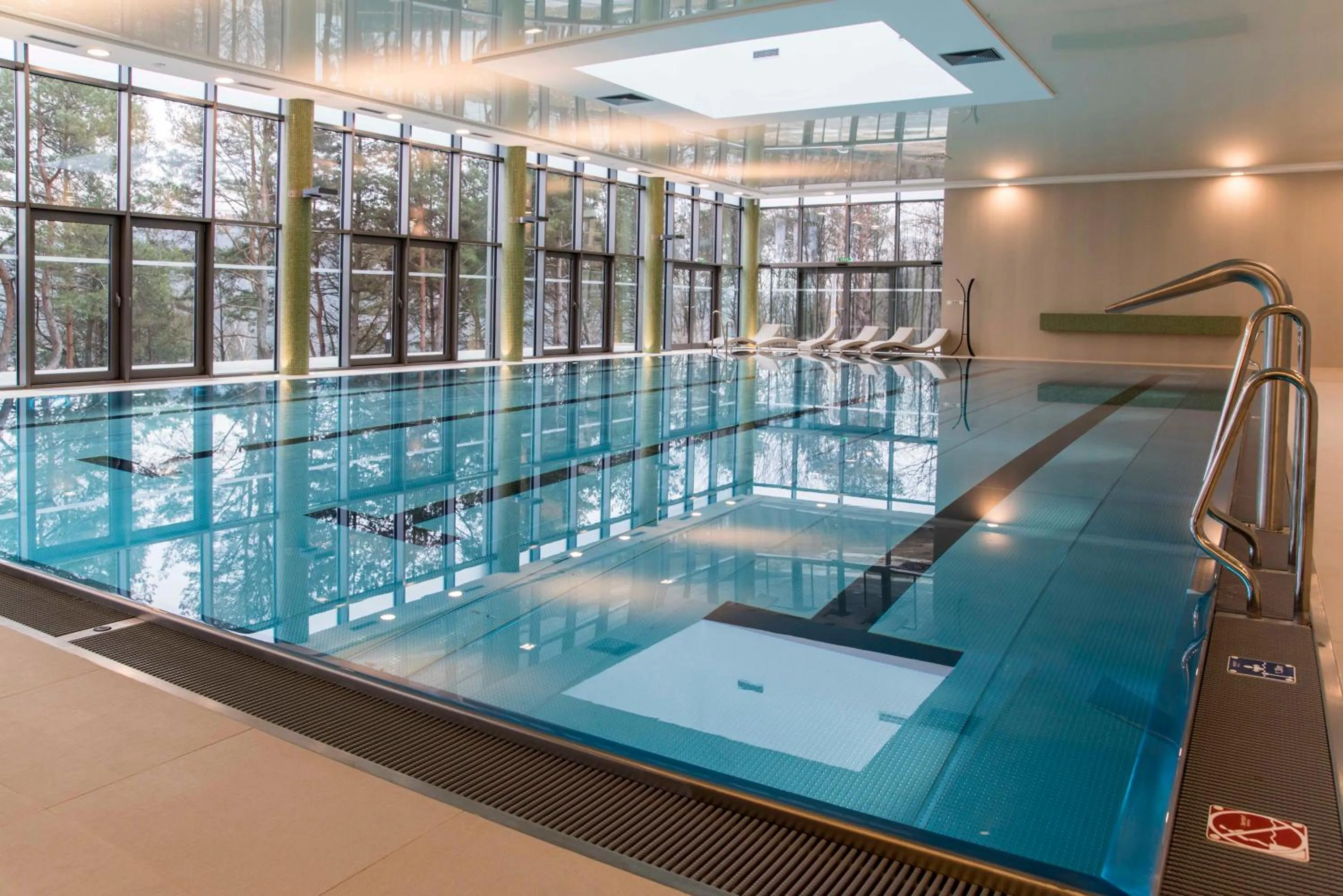 Swimming pool in Hotel Zelená Lagúna