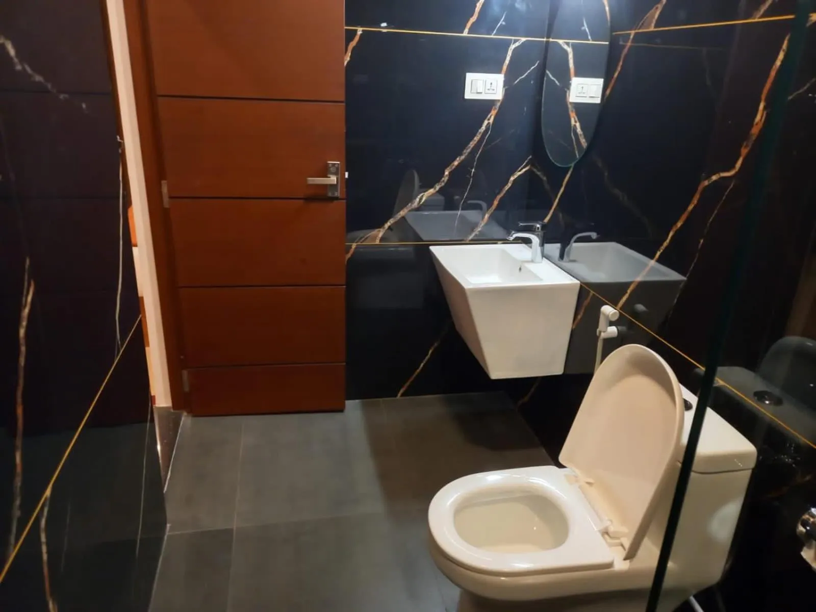 Toilet in Fortkochi Beach Inn