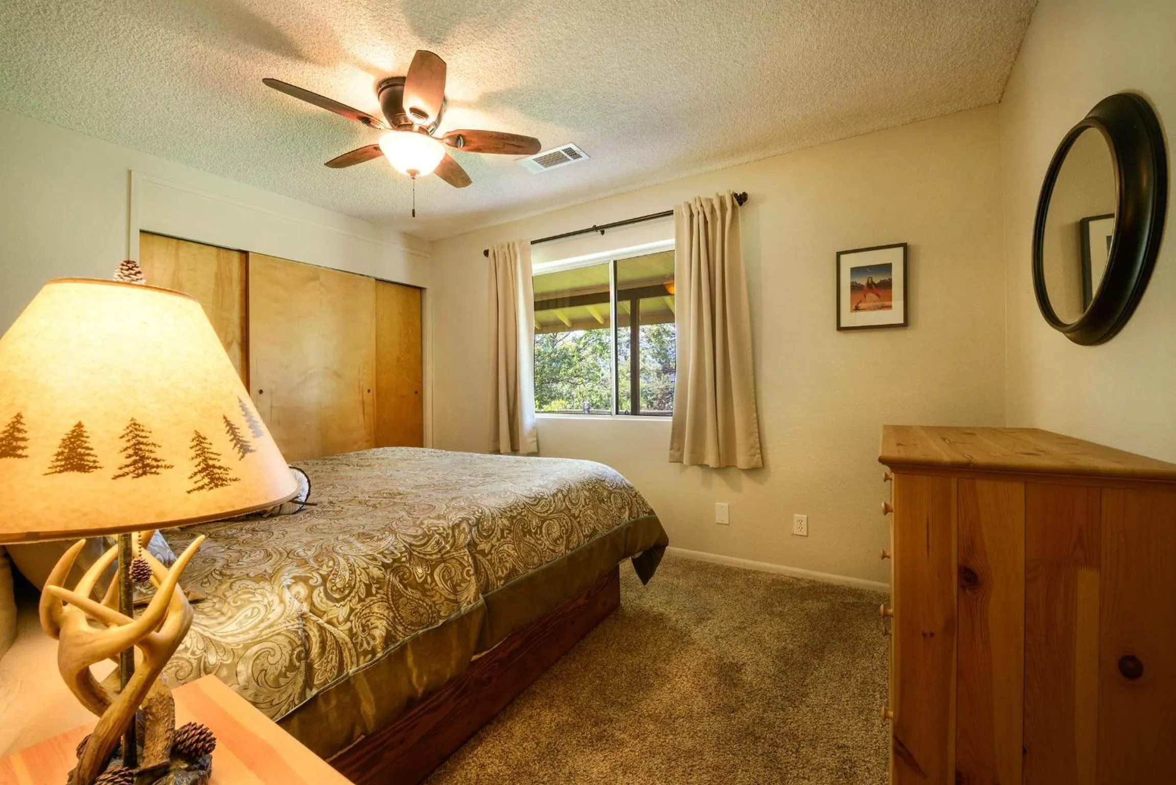 Bed in Blue Bird Ranch