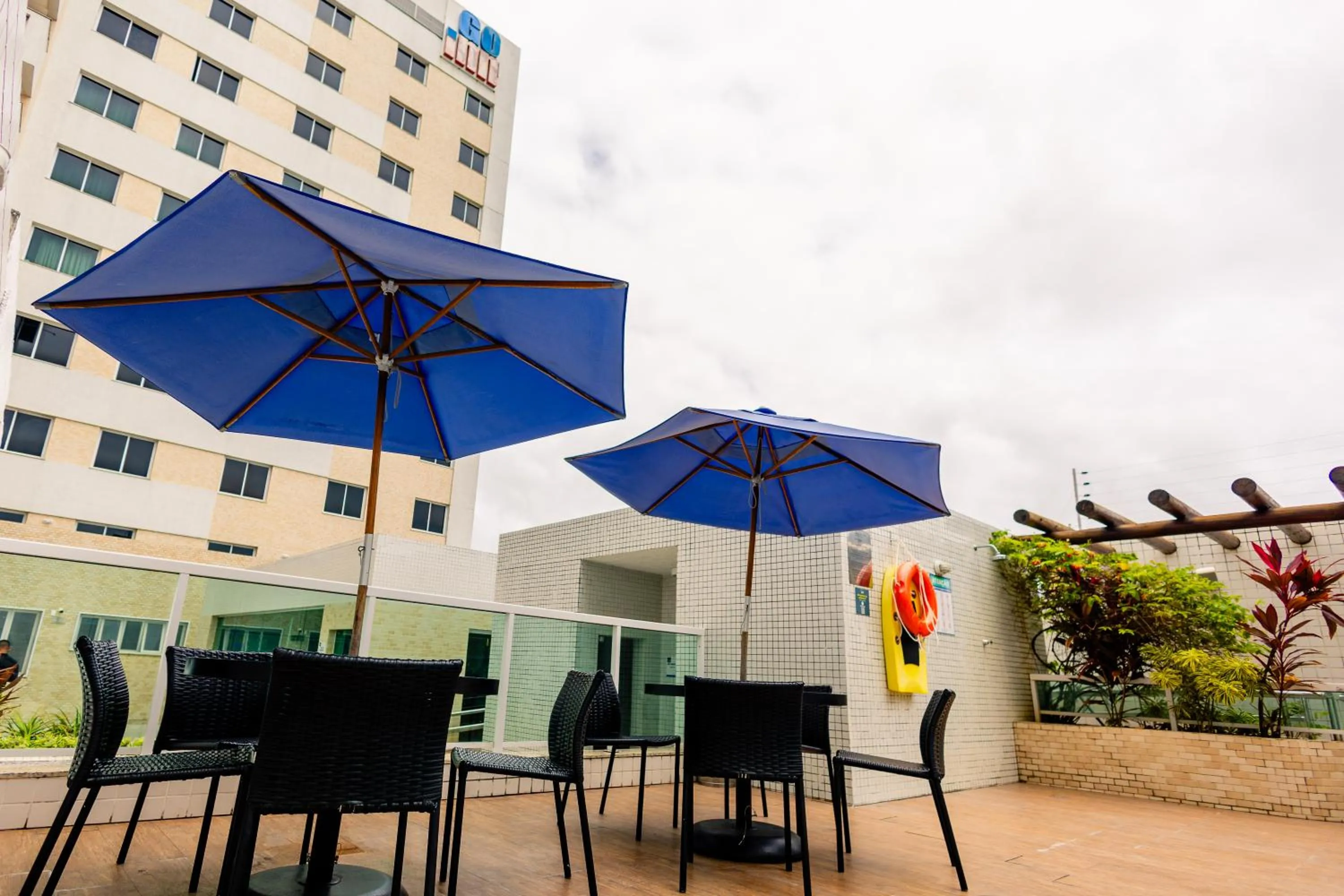 Swimming pool in Go Inn Hotel Aracaju