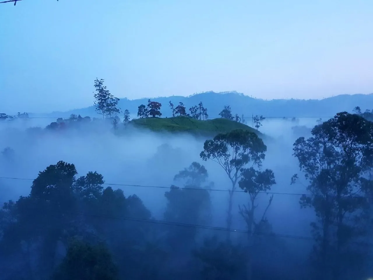 Mountain view in Lakshmis Hotel Ella