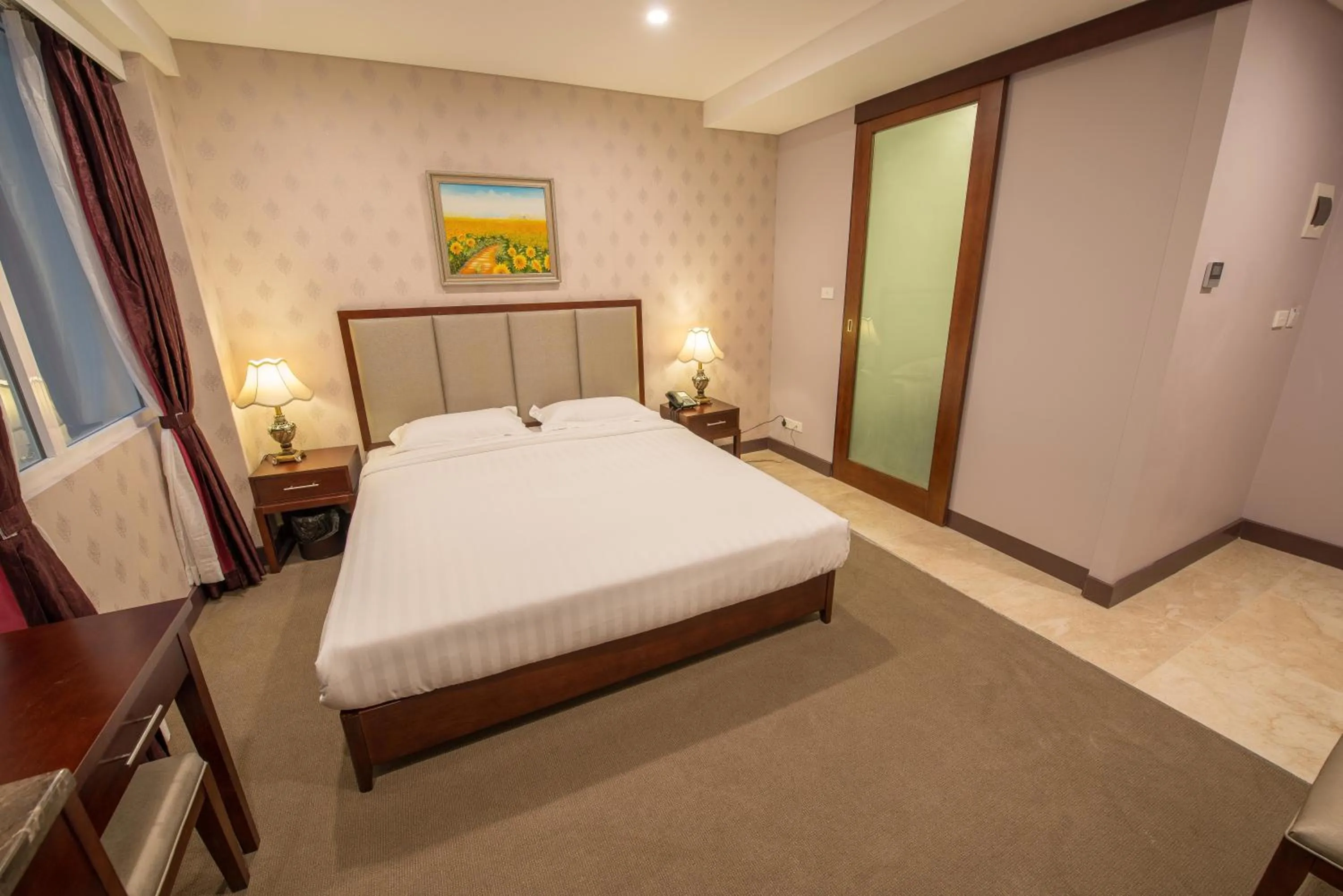 Bed in Megaboom City Hotel