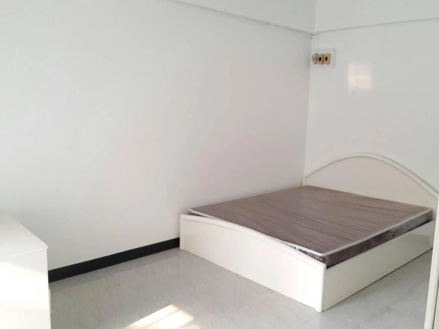 Bed in Sathitsit Mansion