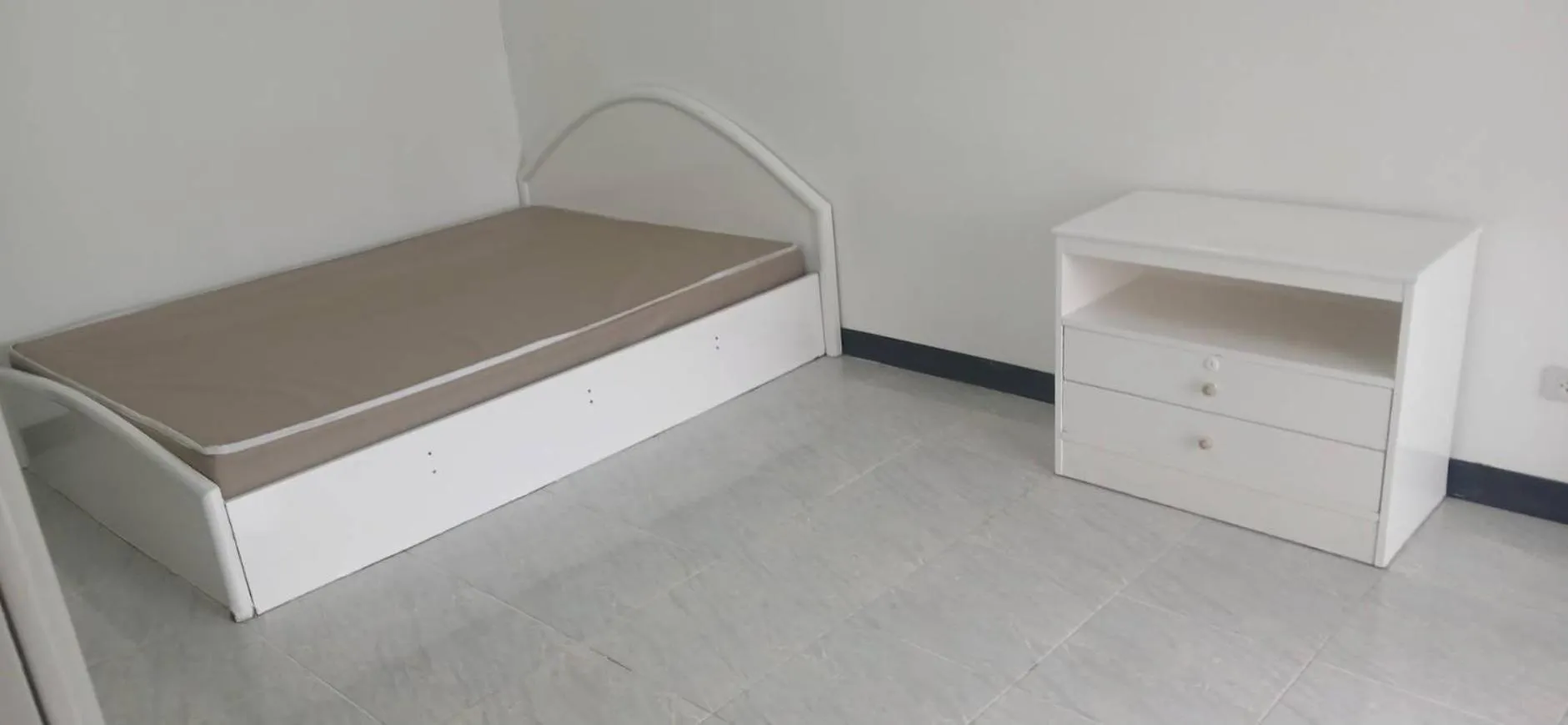 Bed in Sathitsit Mansion