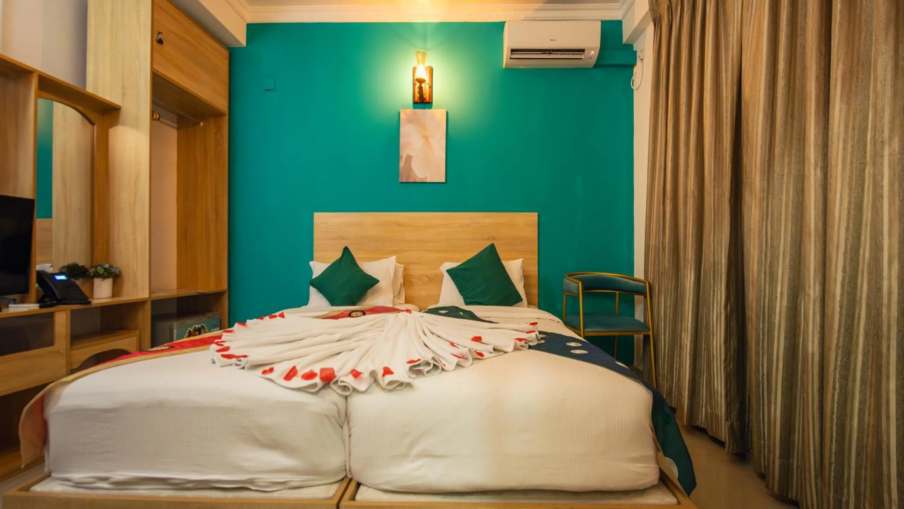 Property building, Bed in Vilu Rest