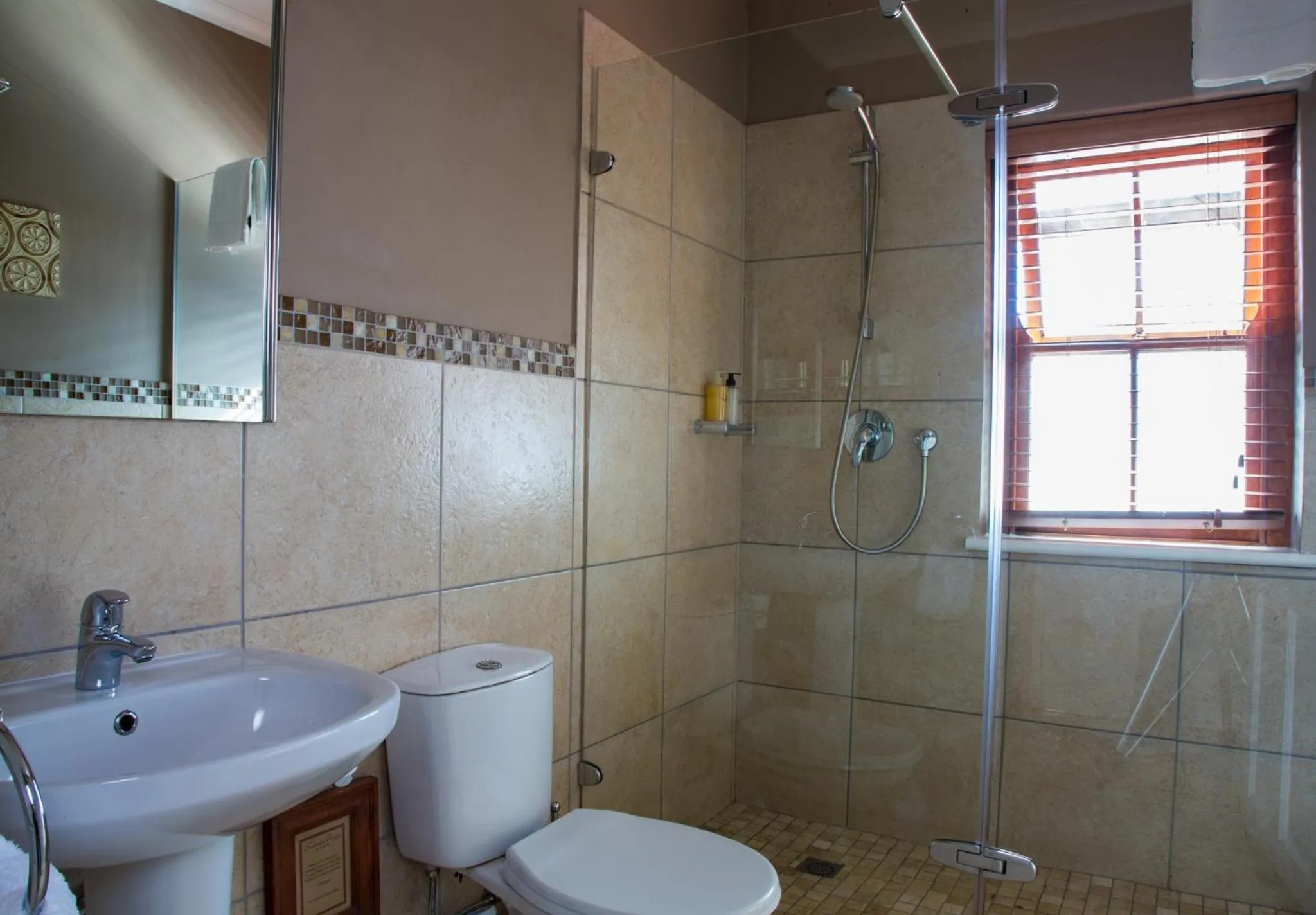 Bathroom in Summit Place Guesthouse