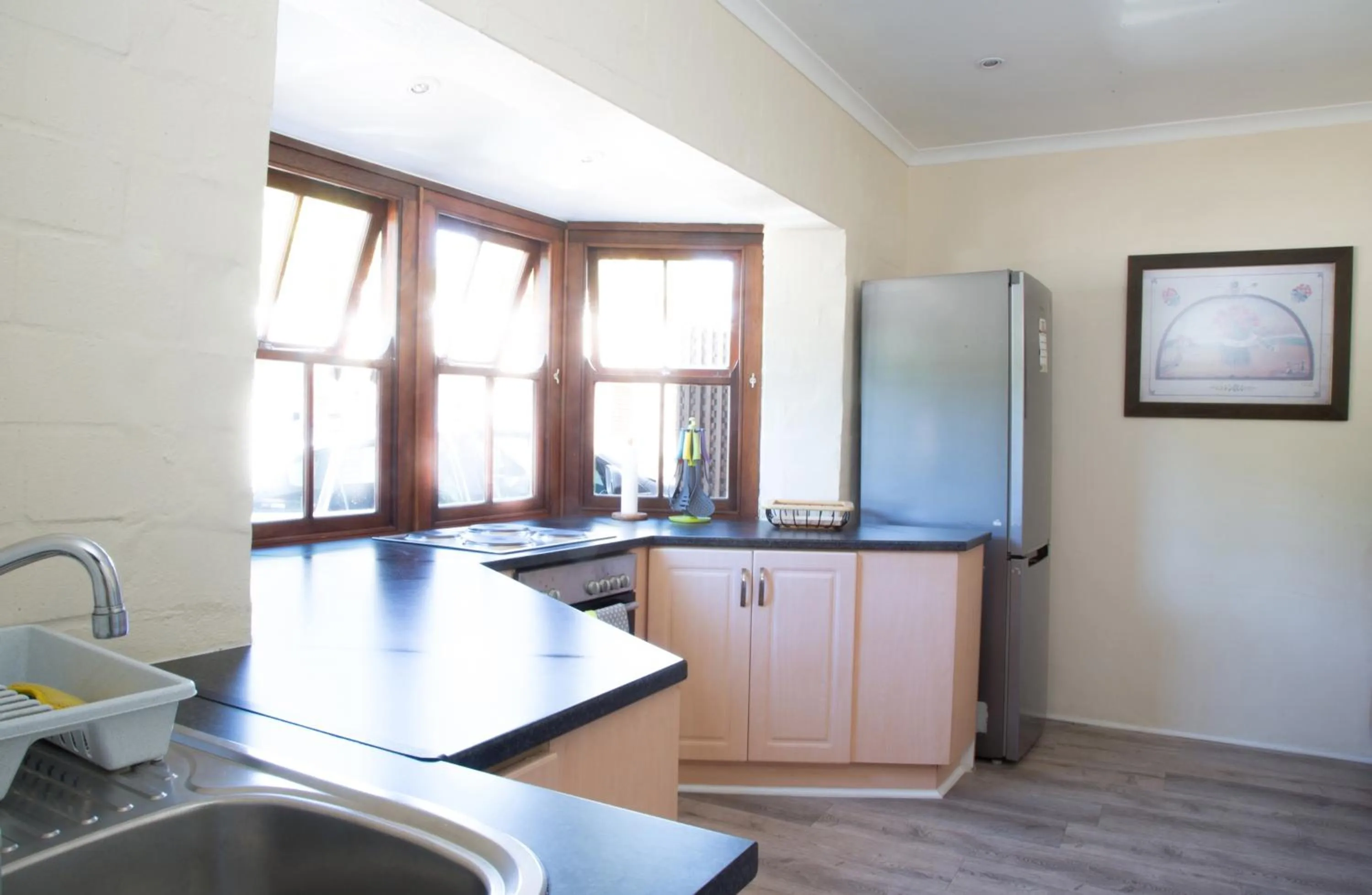 Kitchen or kitchenette in Summit Place Guesthouse