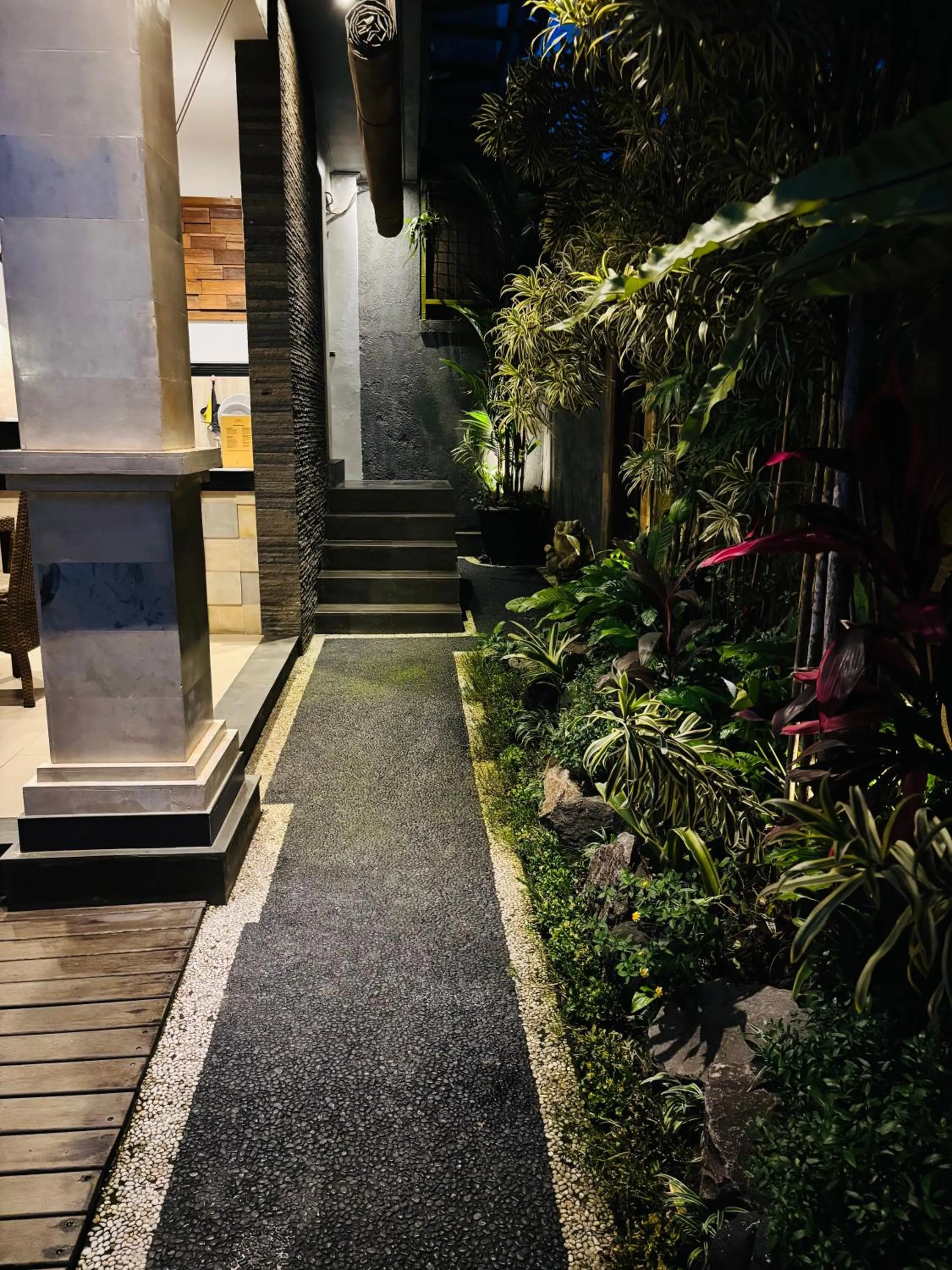 Night in Uma Padi Villa