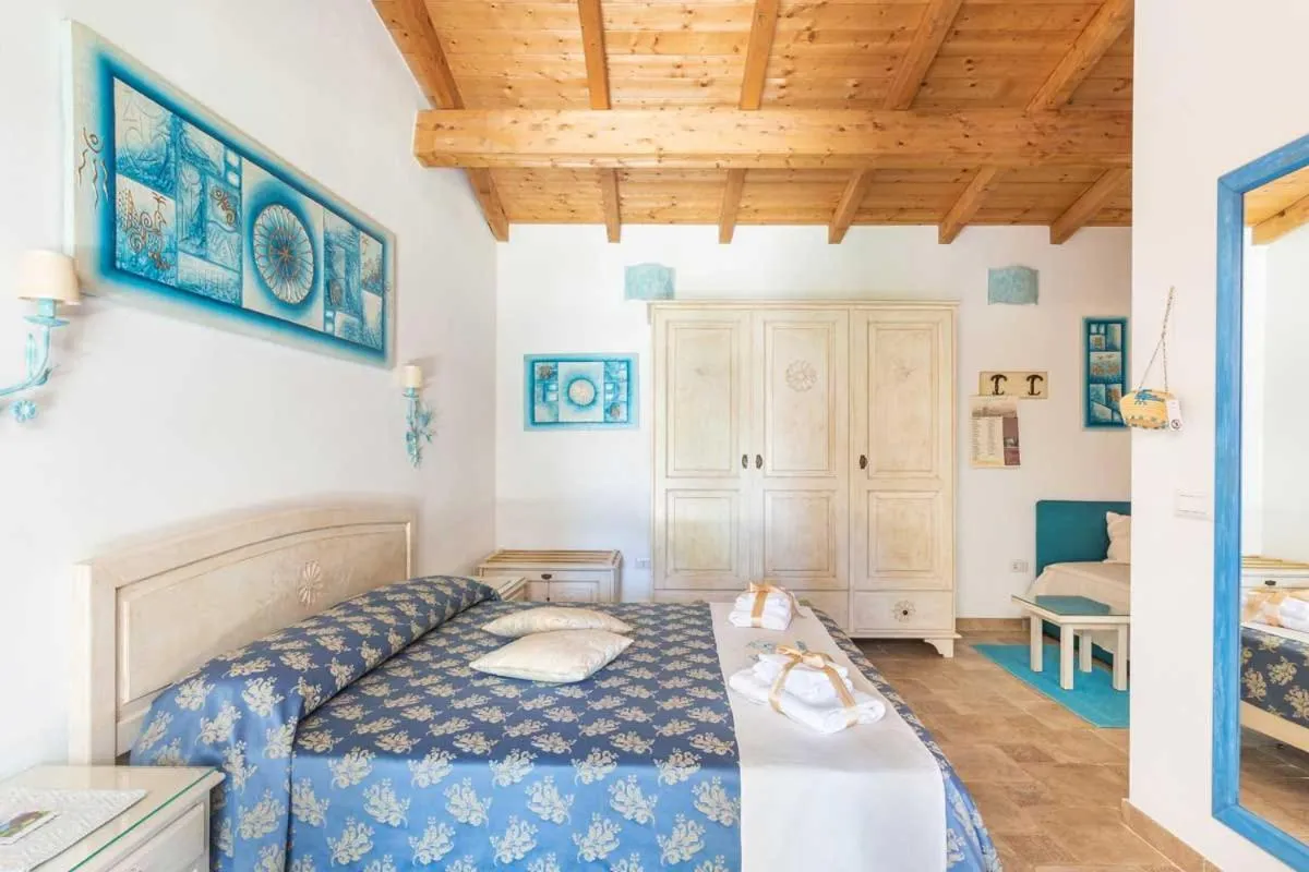 Bed in Villa Flumini