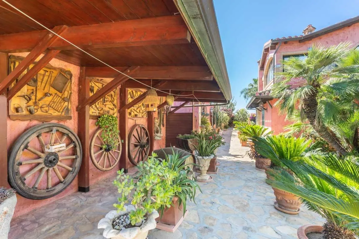 Property building in Villa Flumini