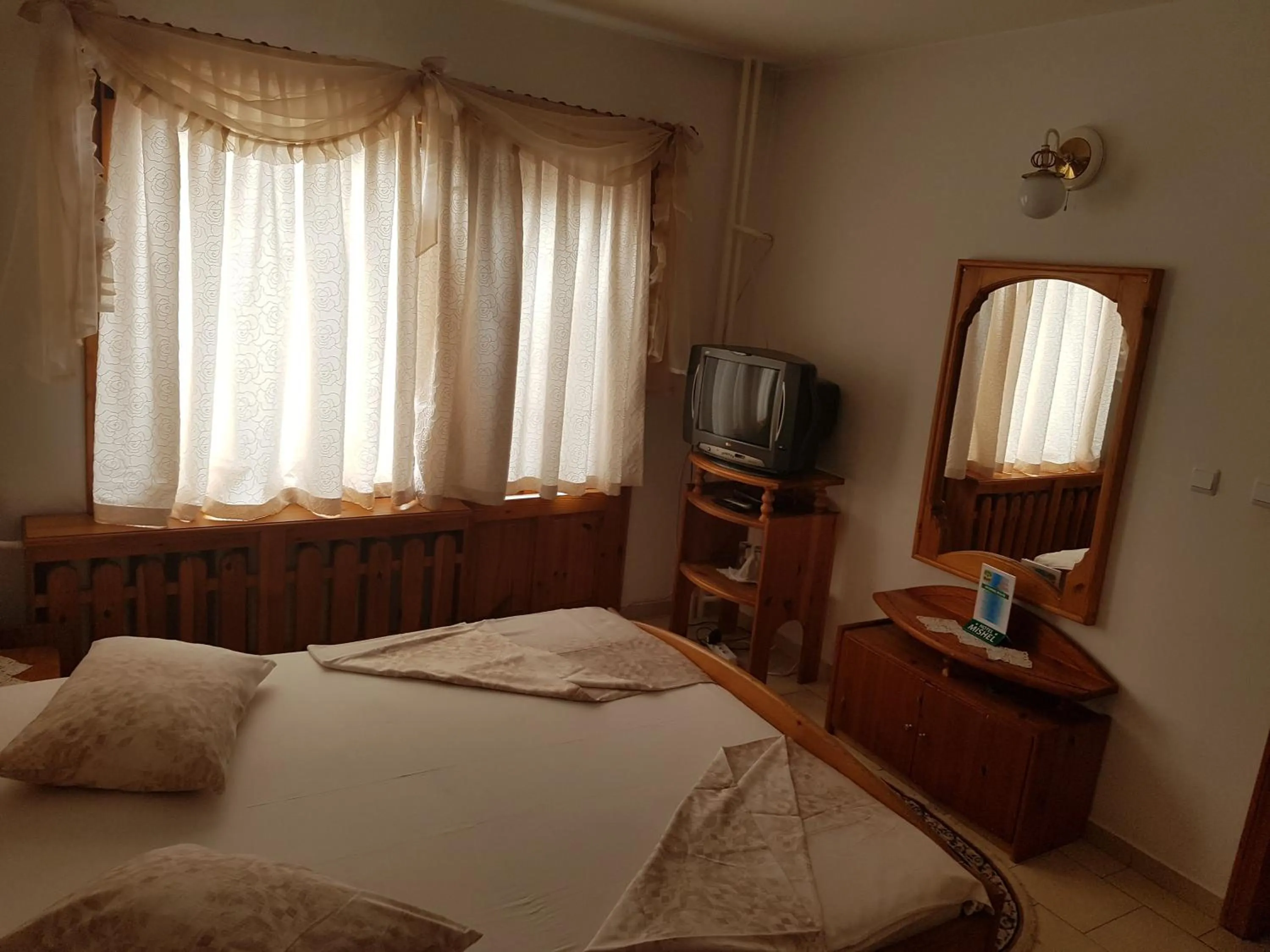 Photo of the whole room, Bed in Hotel Mishel