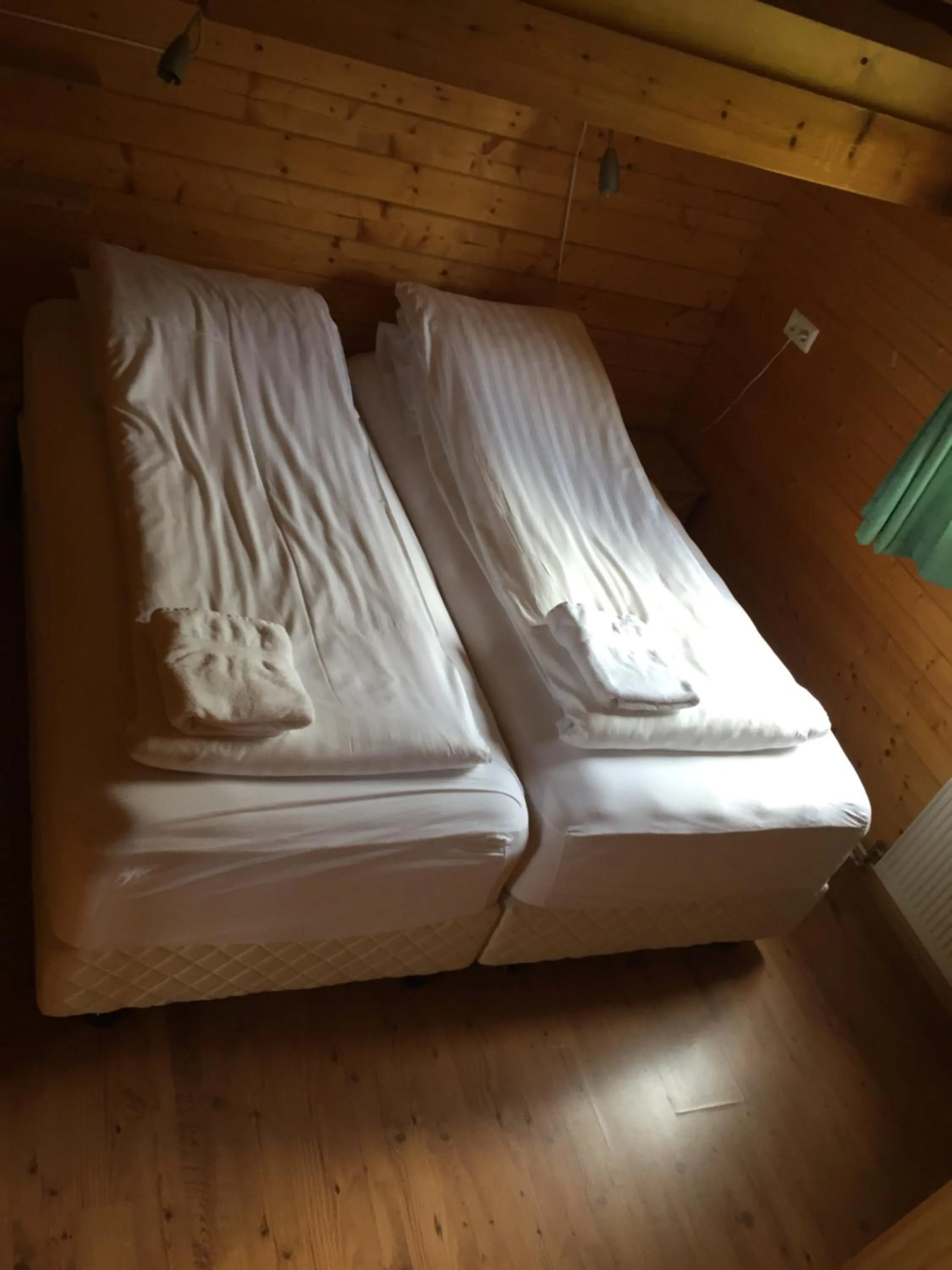 Bed in Ytri Vík