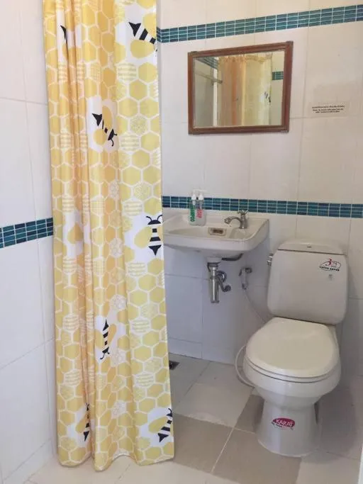 Shower in Nett Hotel