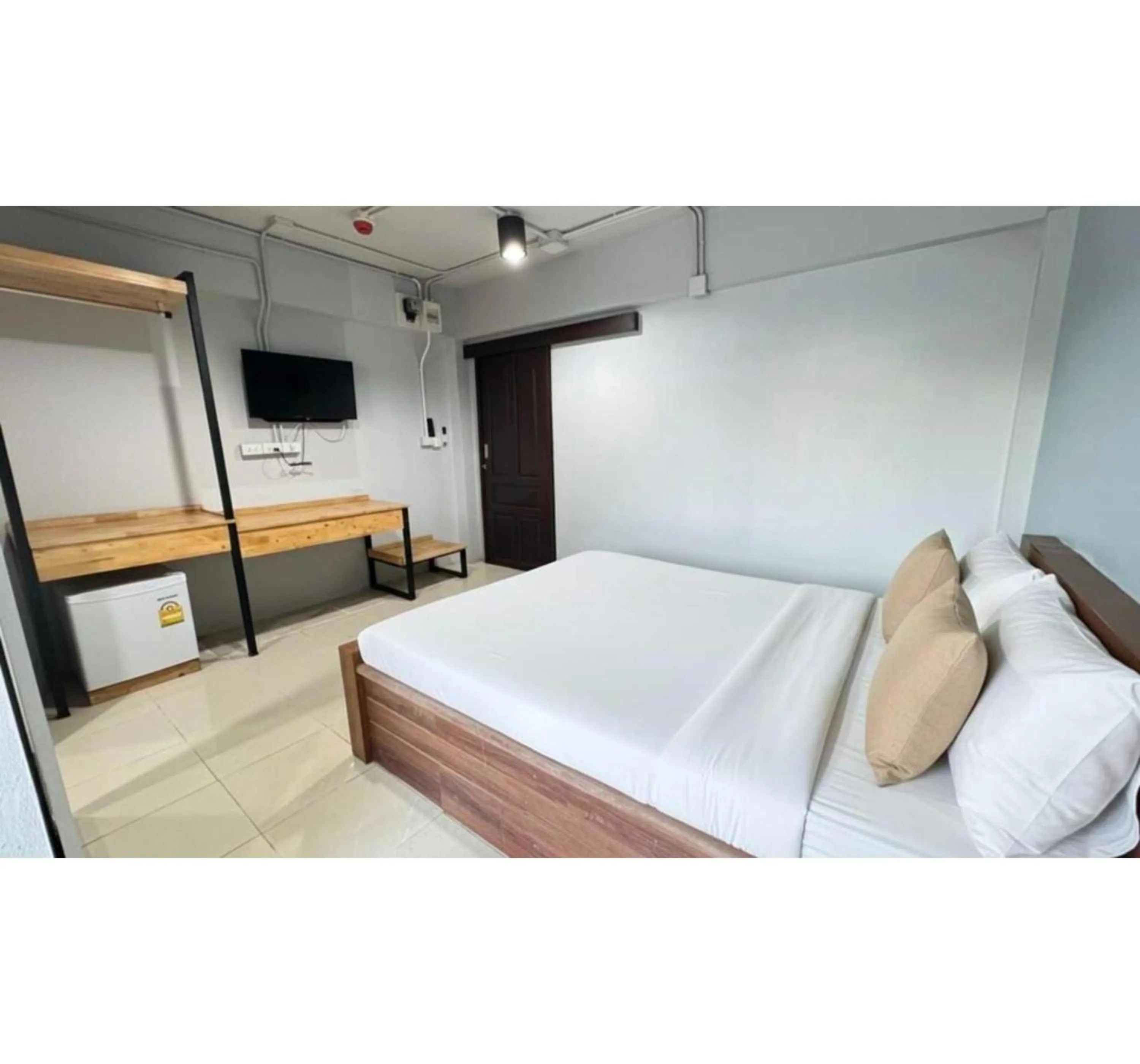 Bedroom, Bed in Collection O Mahidol Road