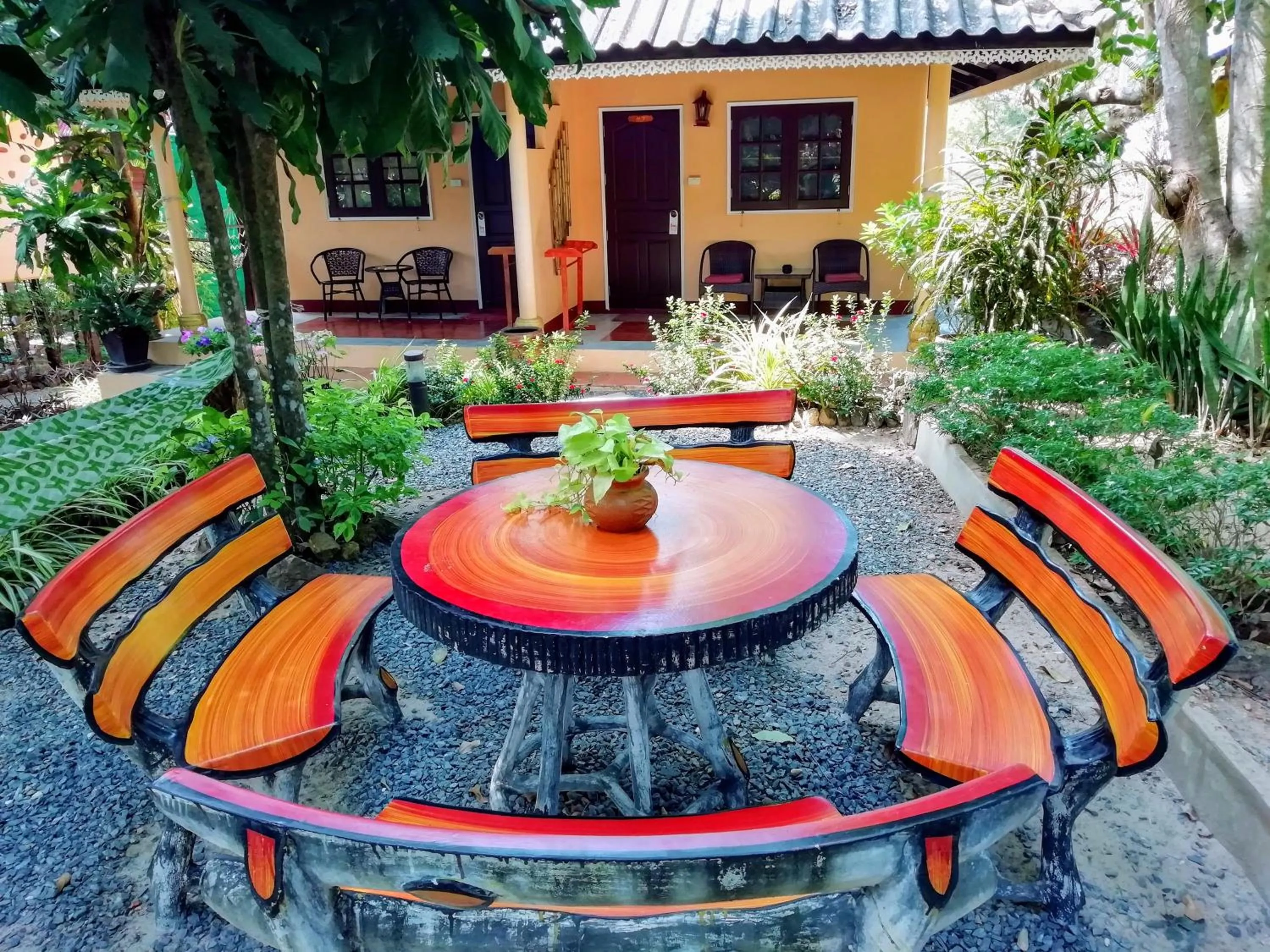 Garden in Macura Resort