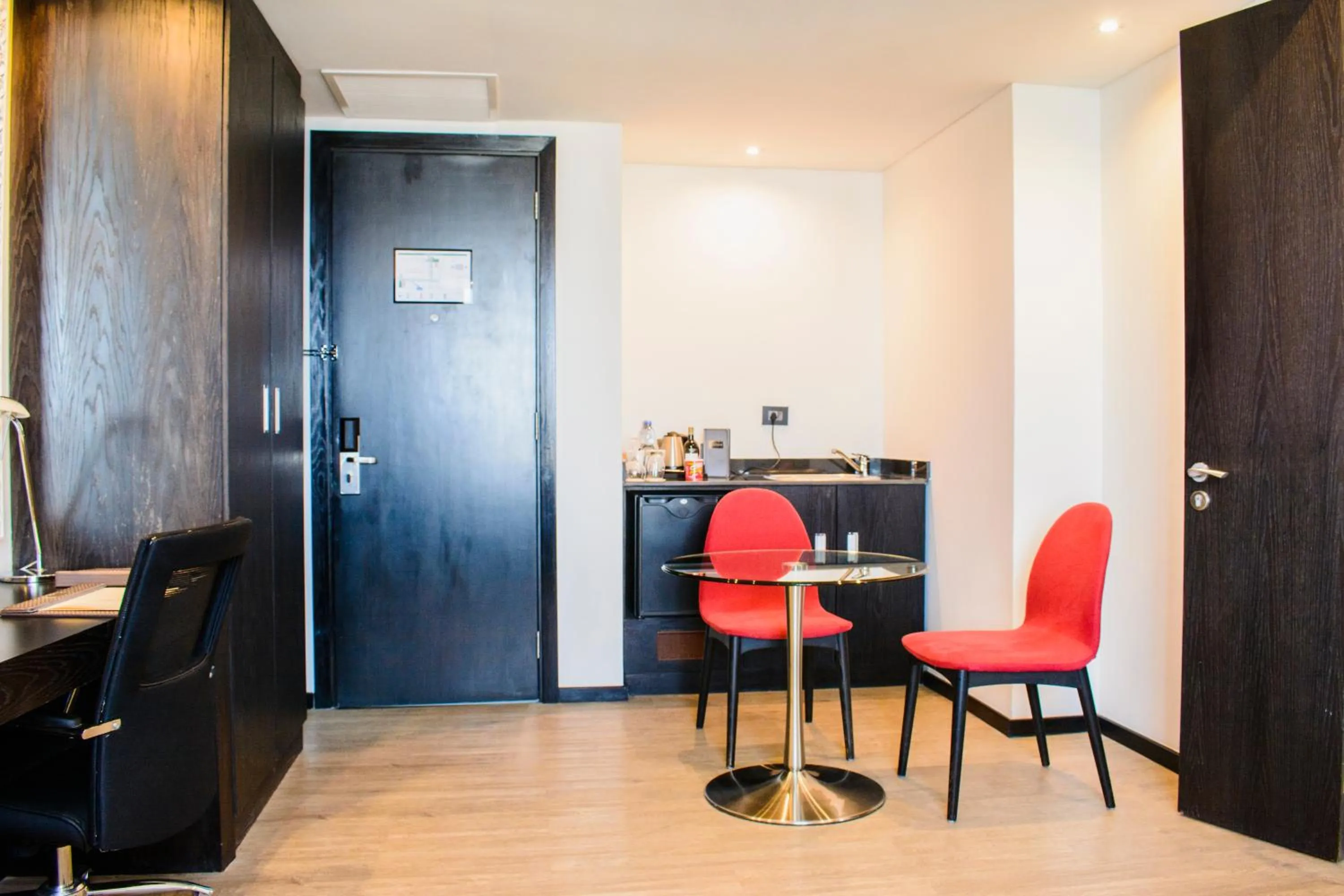 Living room in Onomo Hotel Dar es Salaam