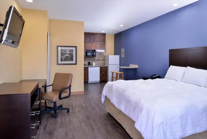 Bed in La Bonita Inn & Suites - Crane