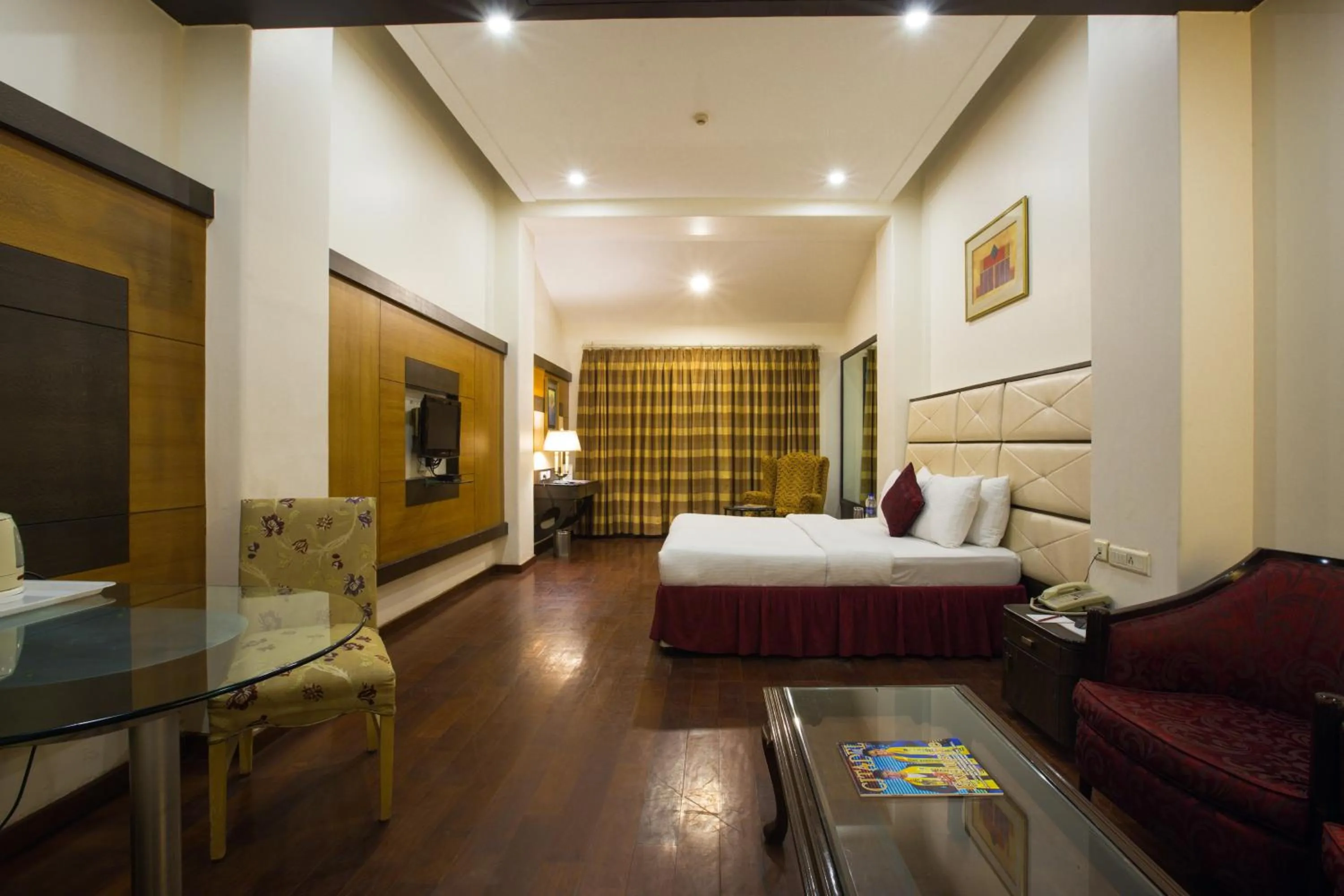 bunk bed, Bed in Residency Club