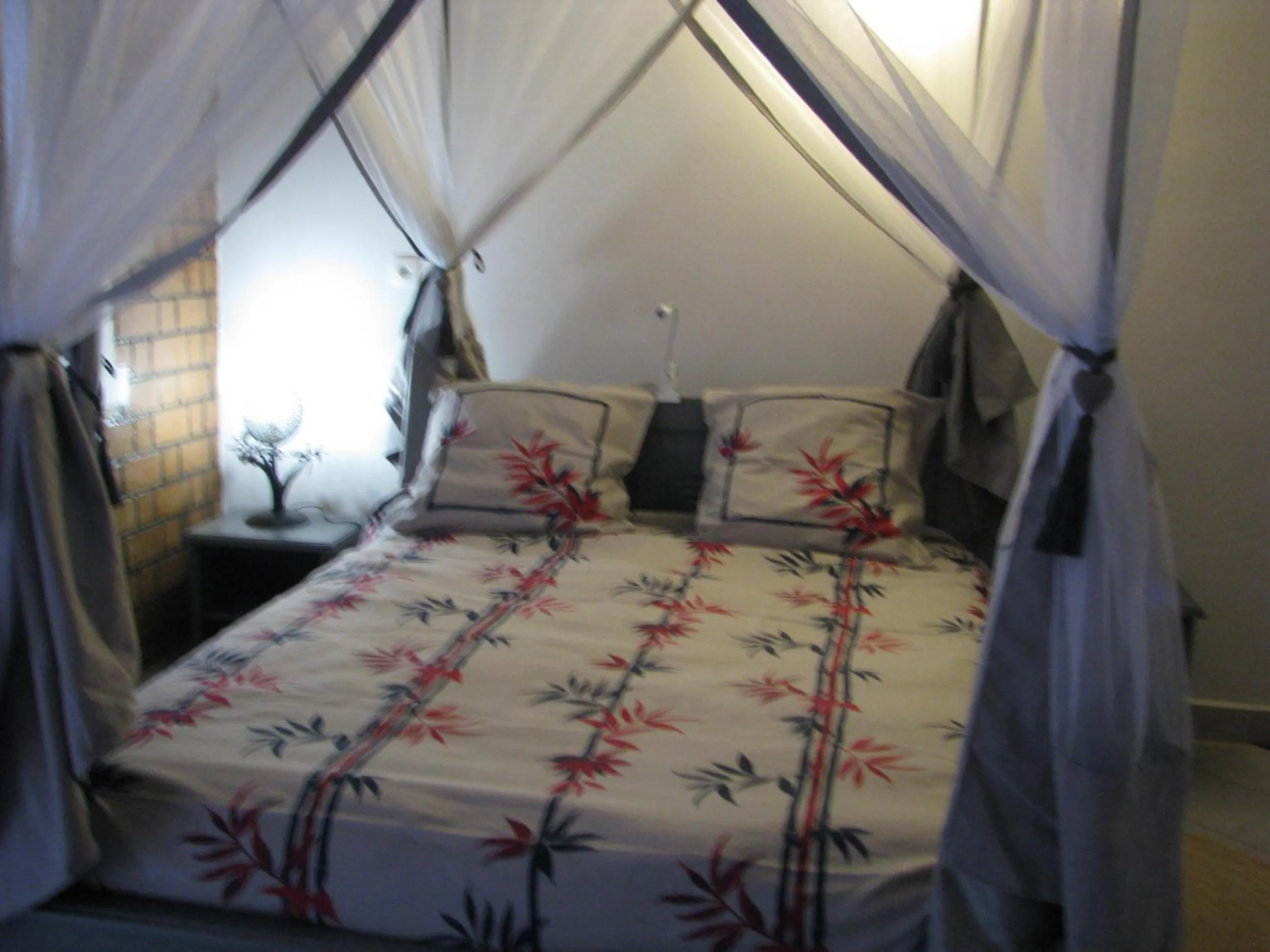 Photo of the whole room, Bed in Avamada Lodge