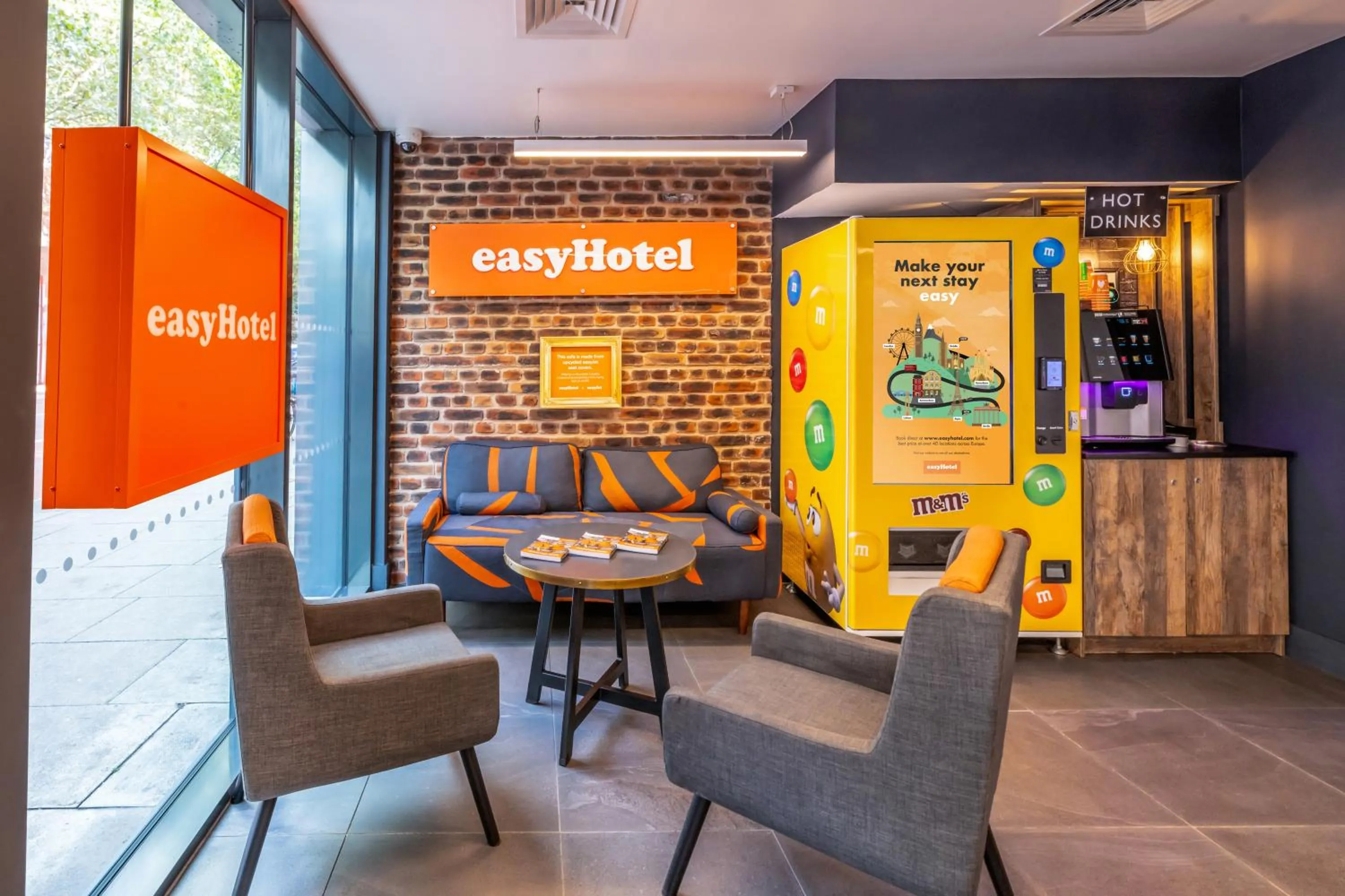 Lobby or reception in easyHotel London City Shoreditch
