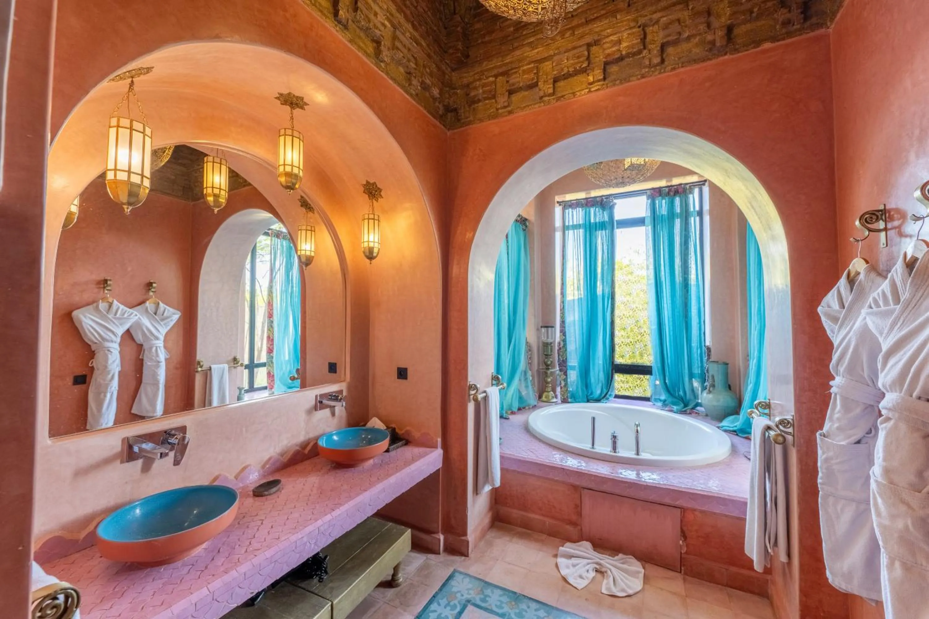 Toilet in The Source Hotel Music & Spa