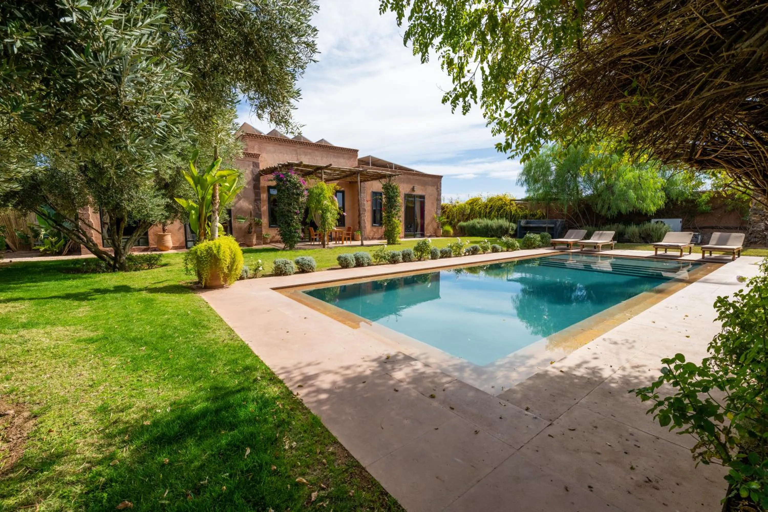 Garden in The Source Hotel Music & Spa