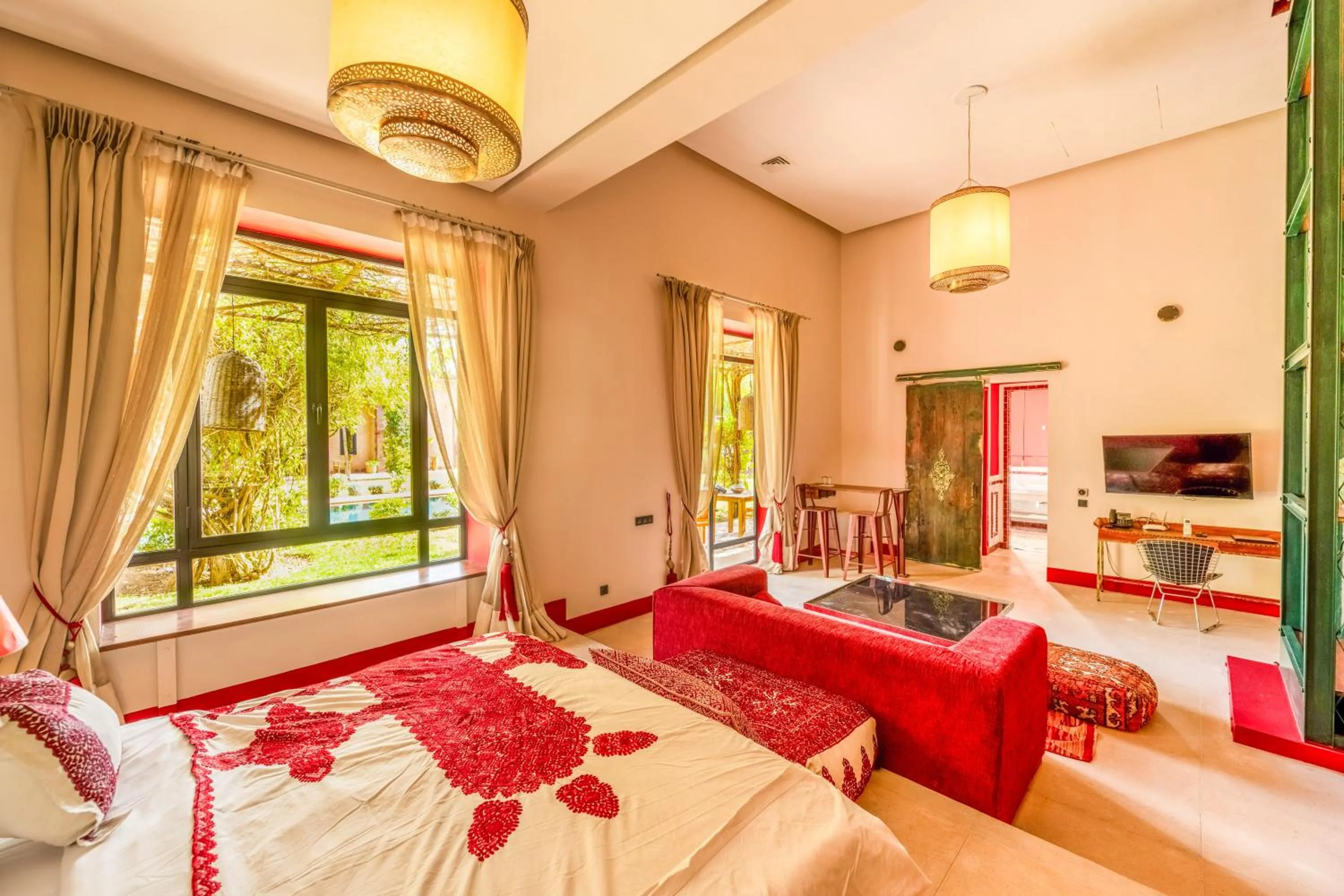 Bedroom, Bed in The Source Hotel Music & Spa