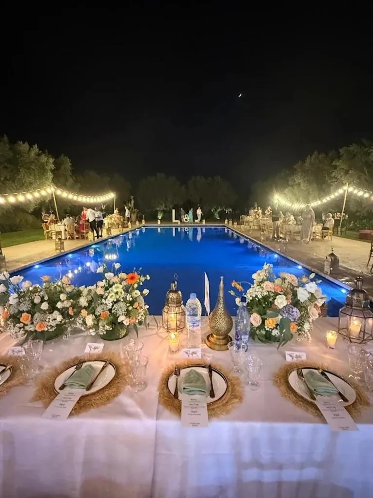 Restaurant/places to eat in The Source Hotel Music & Spa