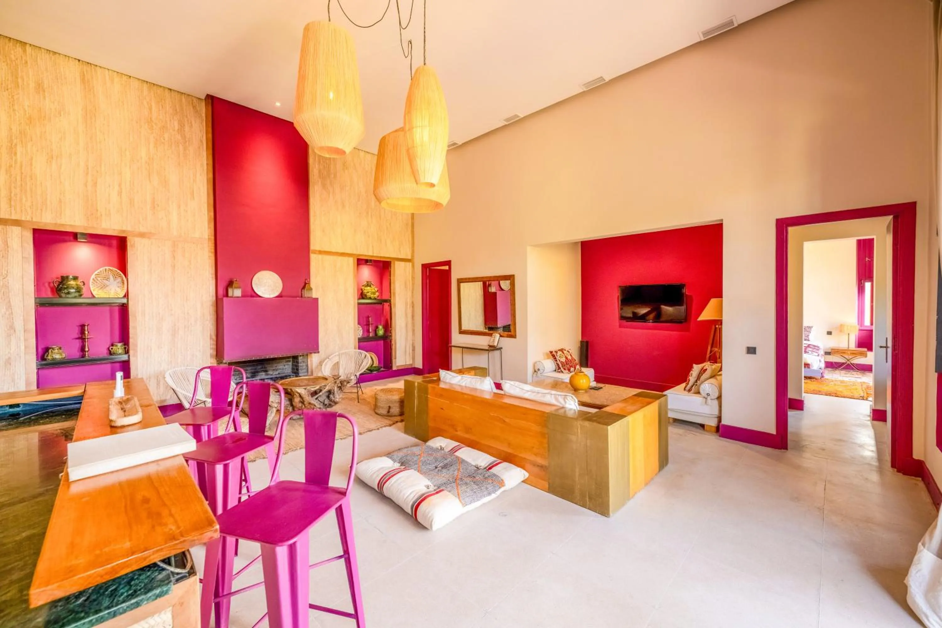 TV and multimedia, Bed in The Source Hotel Music & Spa