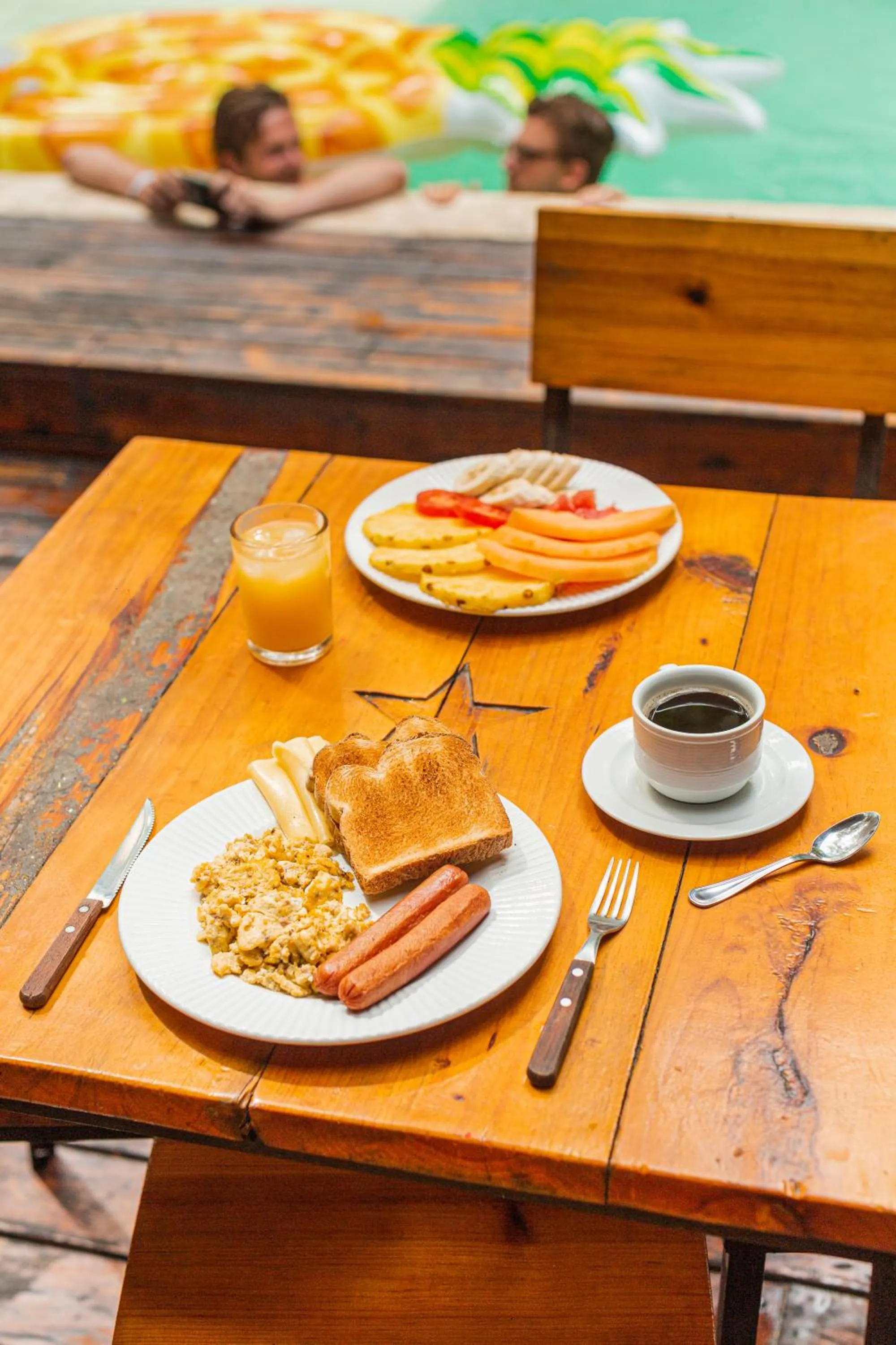 Buffet breakfast in Che Tulum Hostel & Bar Adults Only