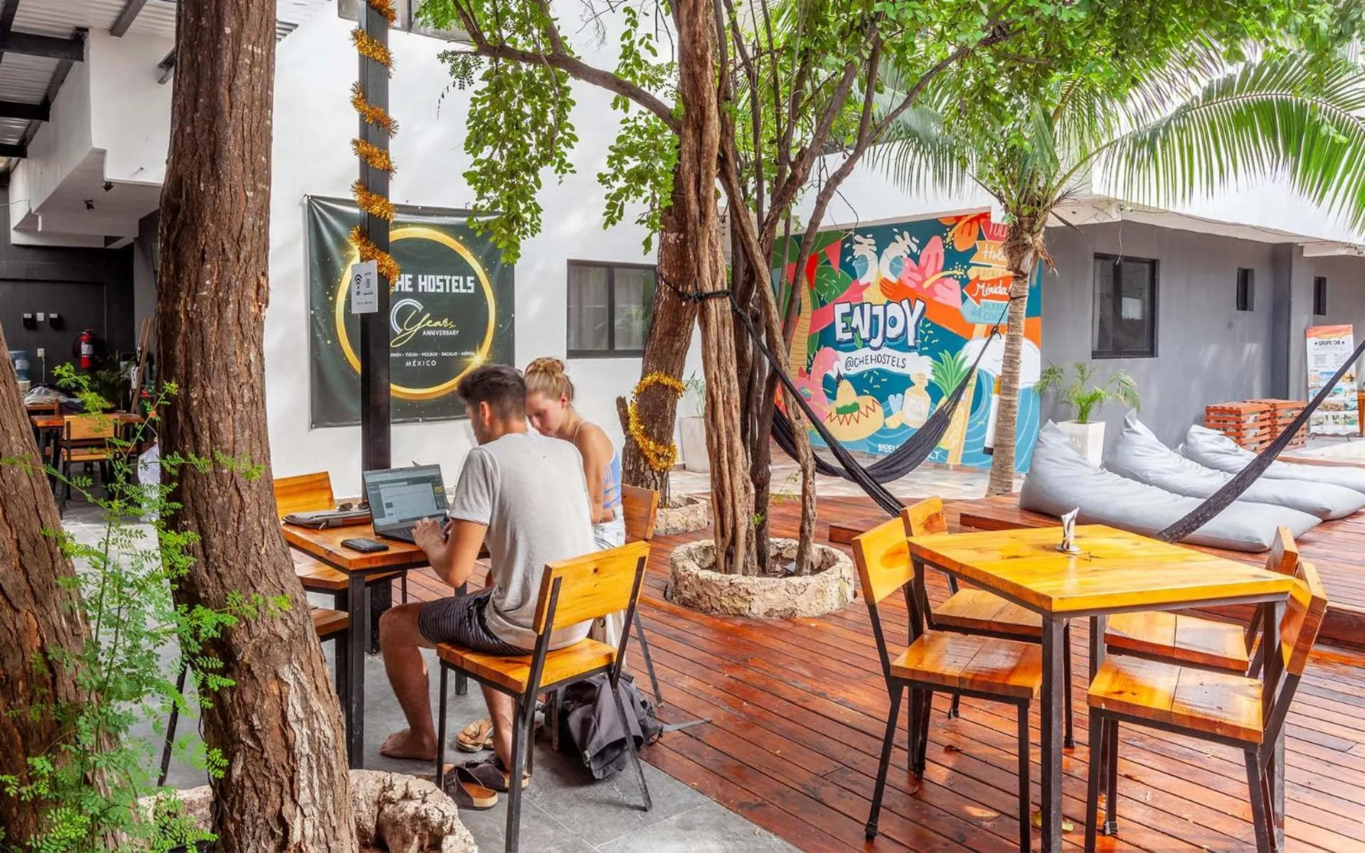 Dining area in Che Tulum Hostel & Bar Adults Only