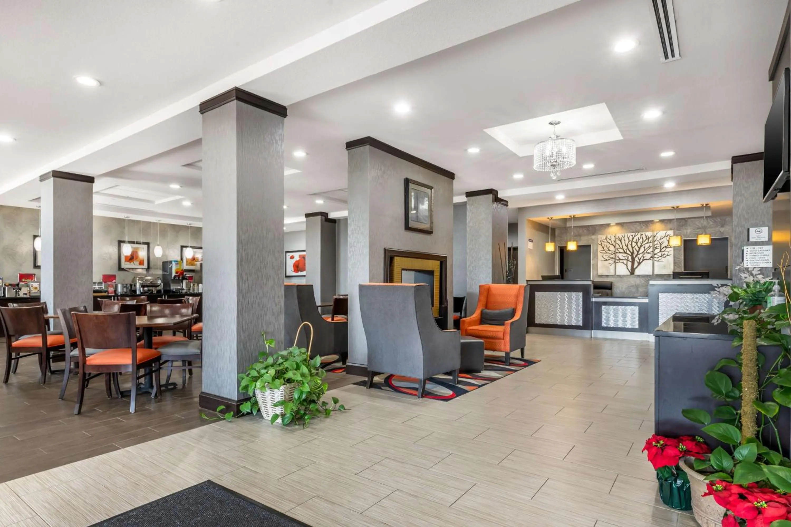 Lobby or reception in Best Western Plus Coweta's 1st Hotel