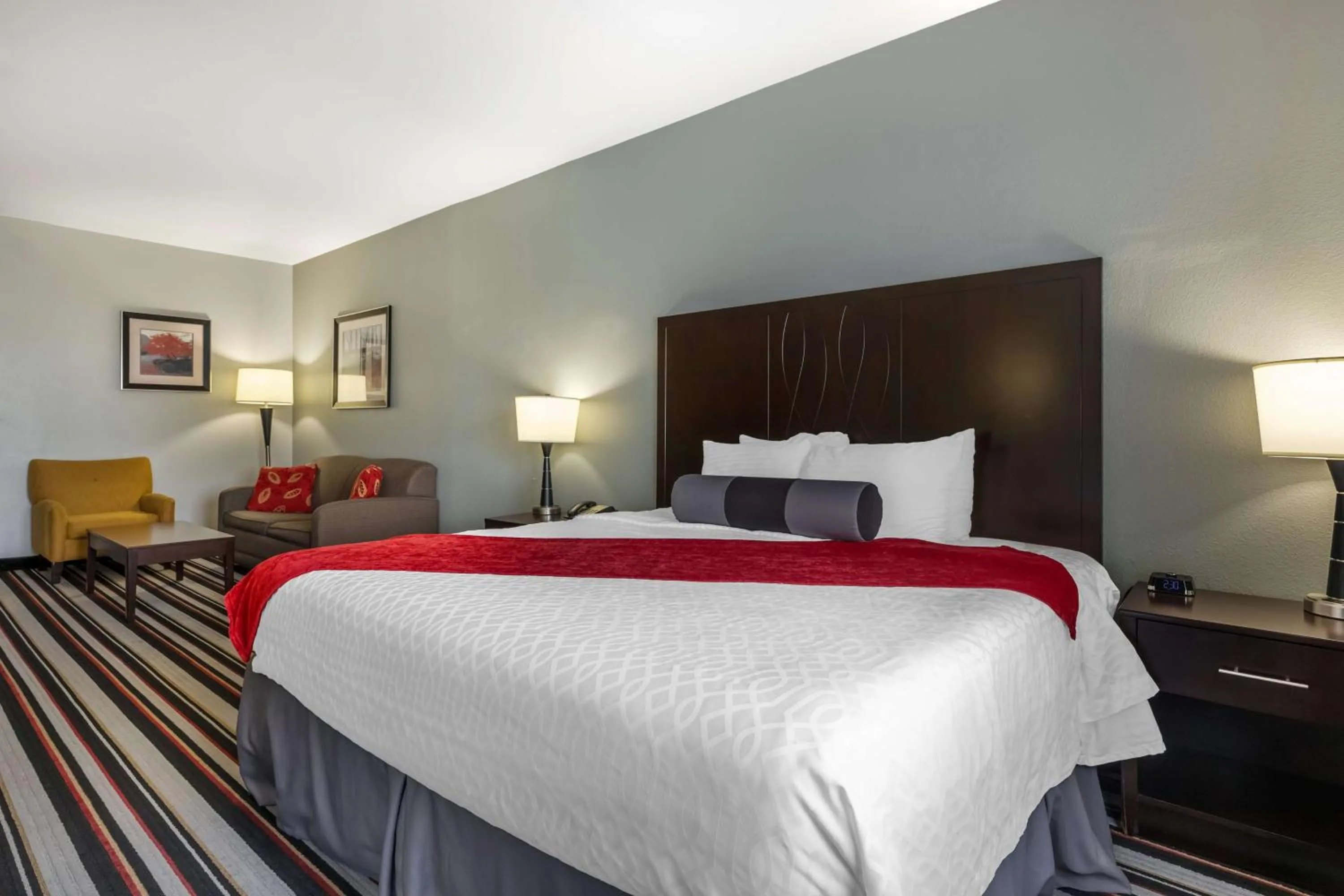 Bedroom, Bed in Best Western Plus Coweta's 1st Hotel