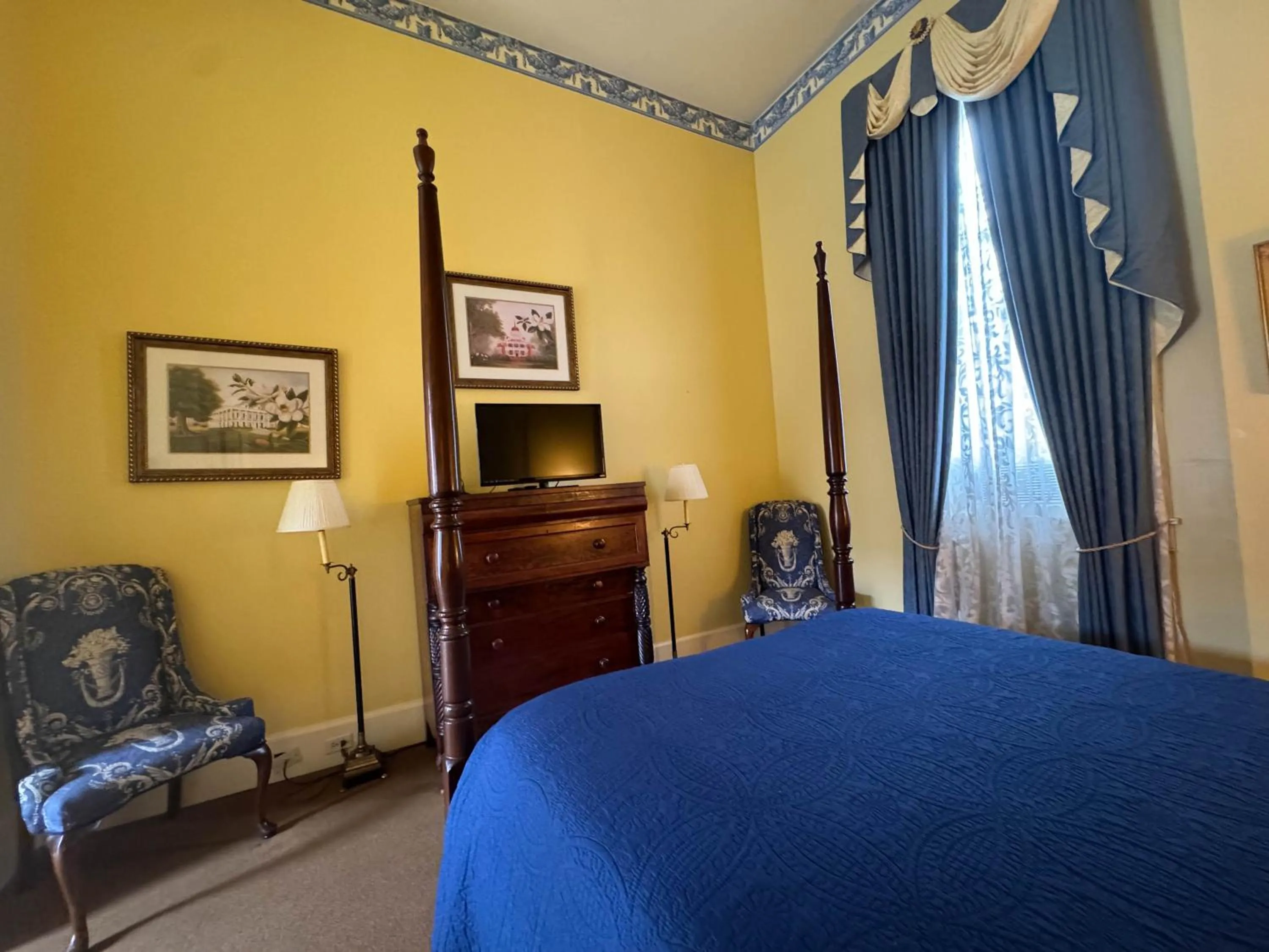 Bedroom in The Guest House Historic Mansion