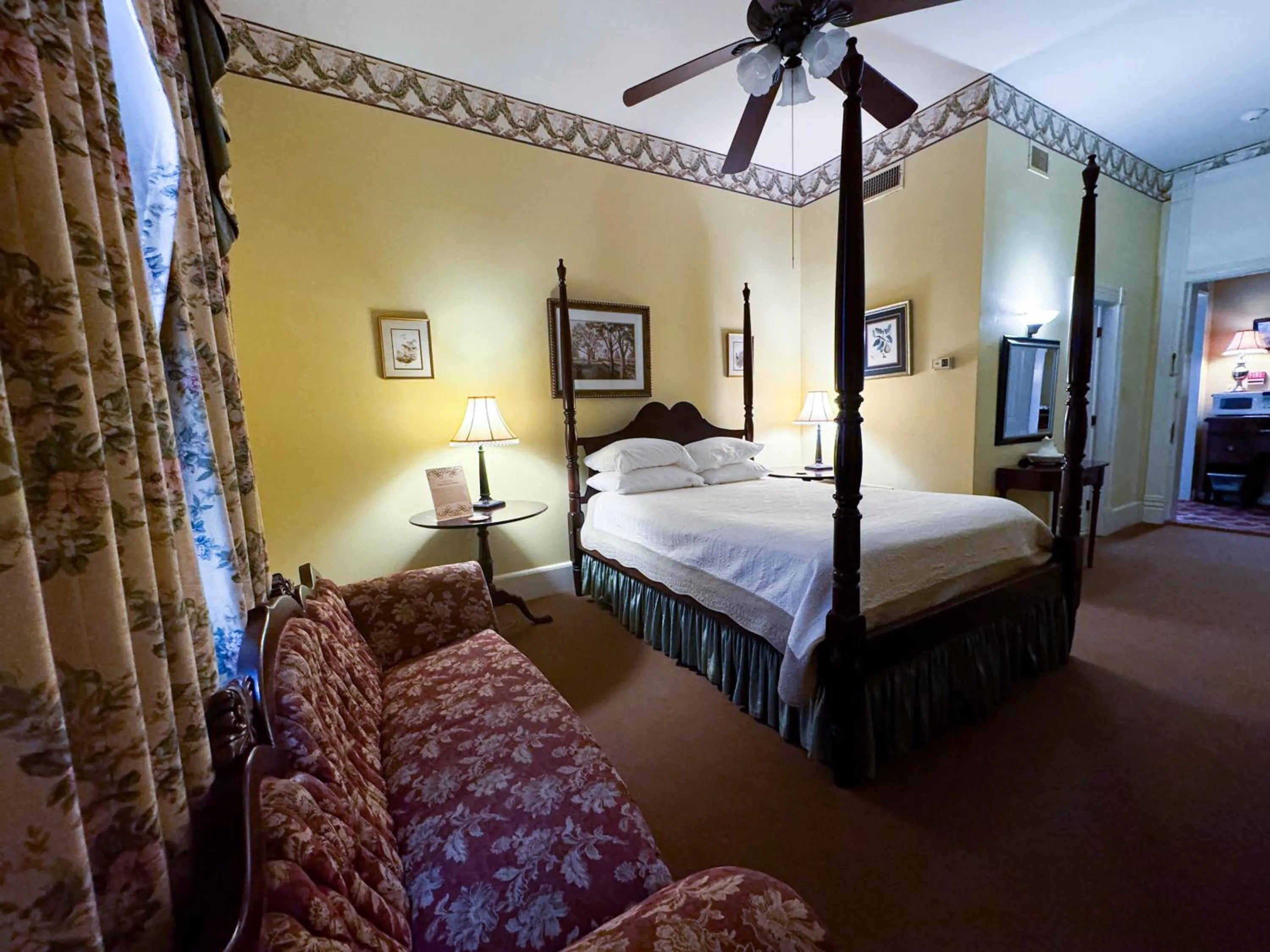 Bed in The Guest House Historic Mansion