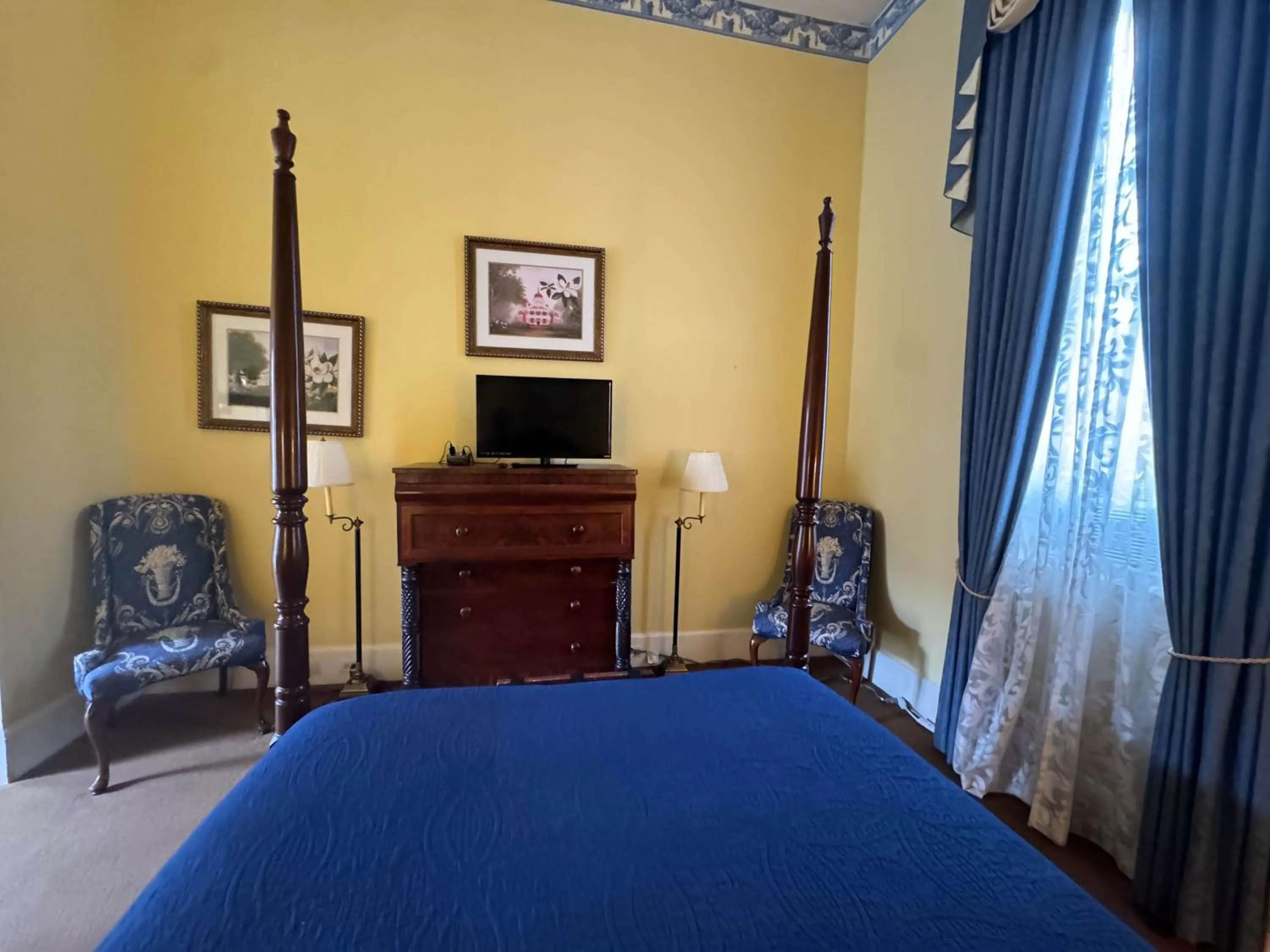 Bedroom in The Guest House Historic Mansion