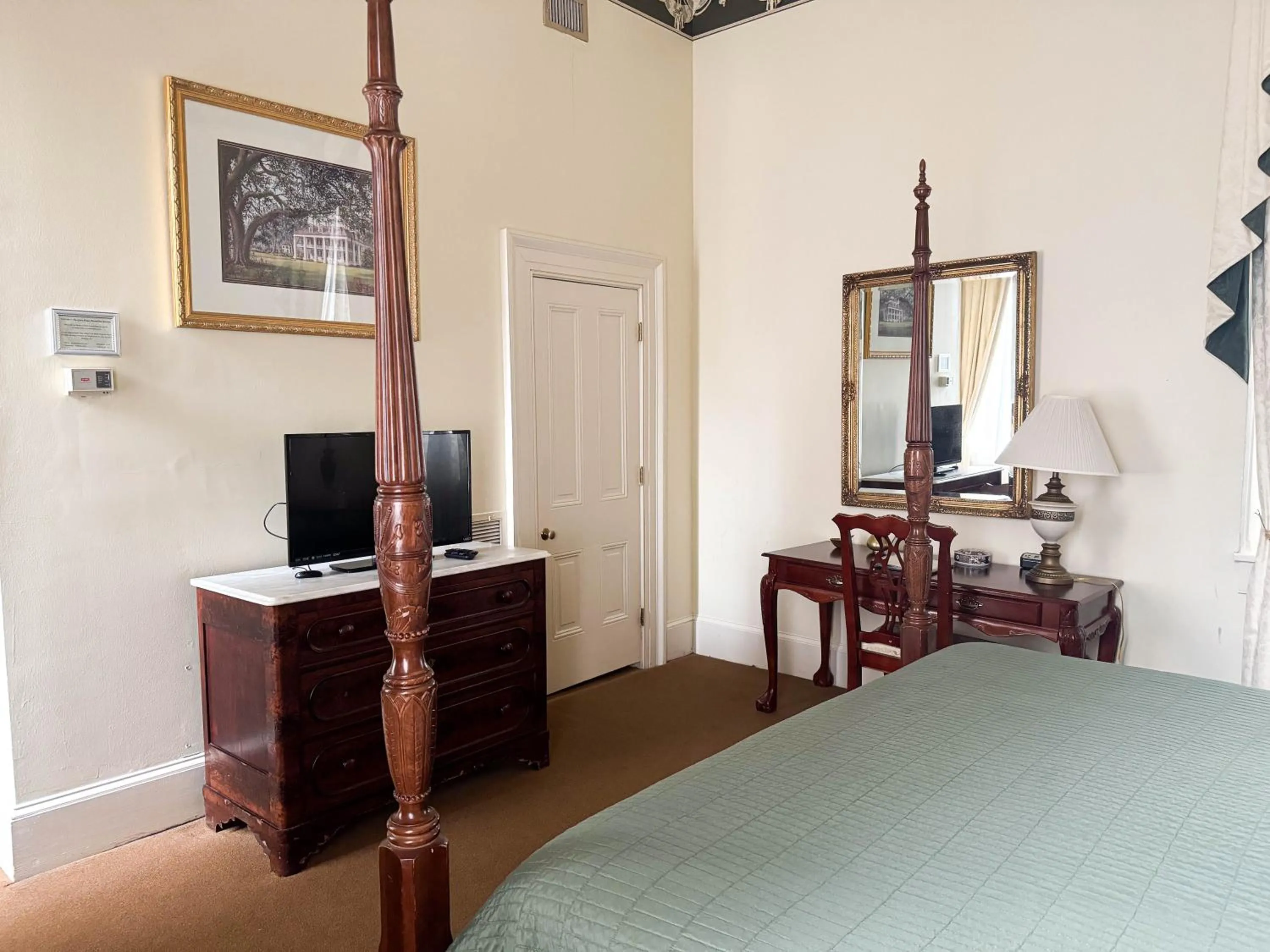 Bedroom in The Guest House Historic Mansion