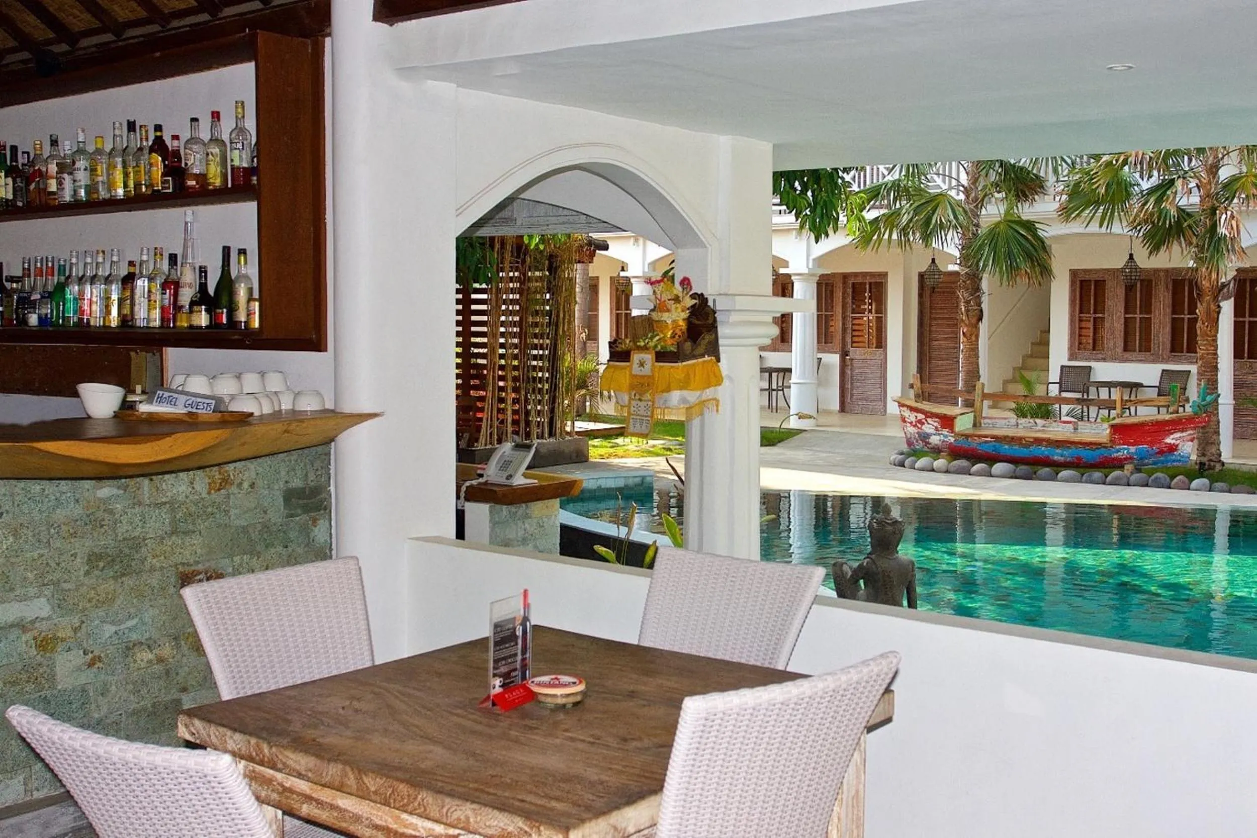 Restaurant/places to eat in OK Divers Resort & Spa