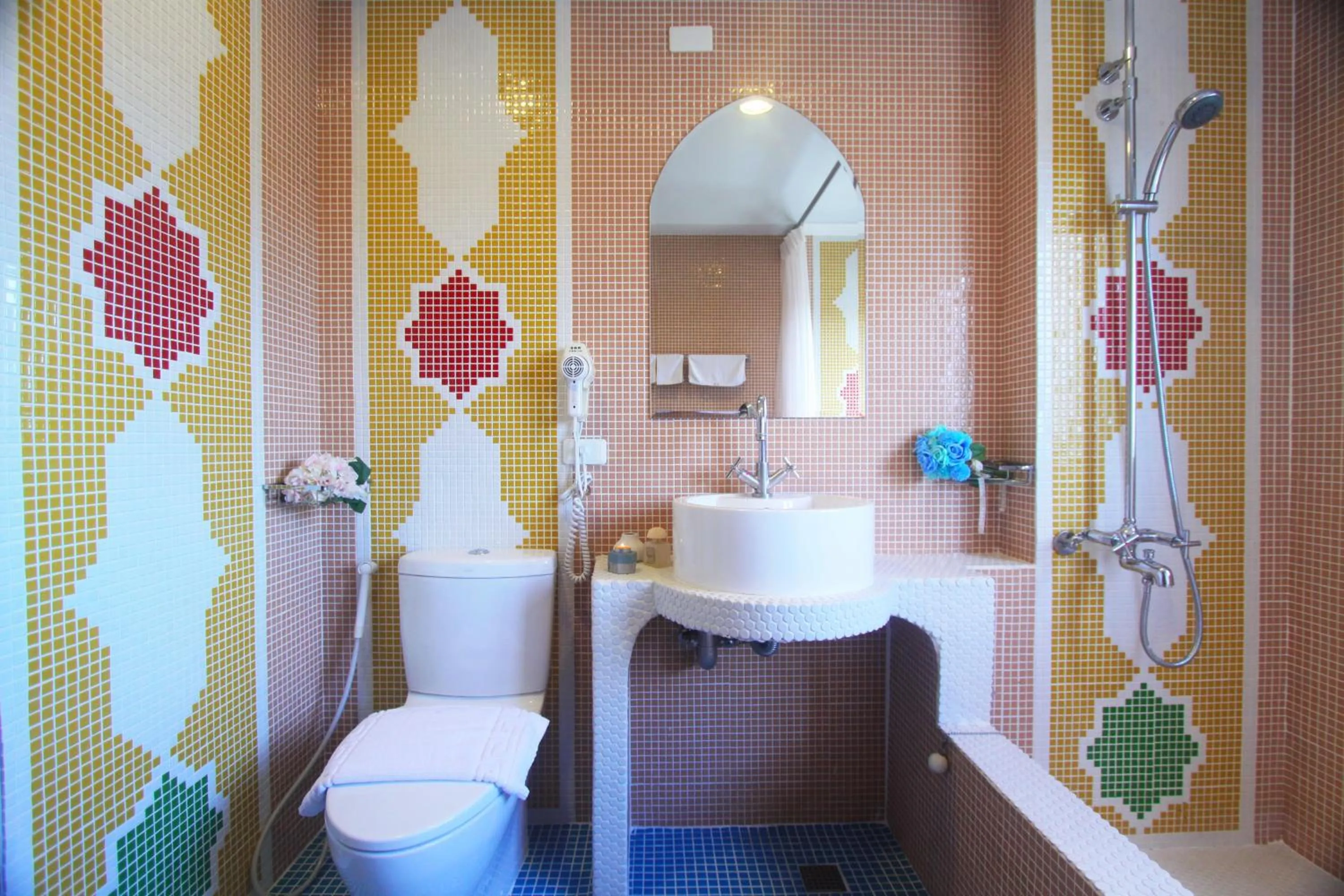 Bathroom in Moroccan Holiday Suite