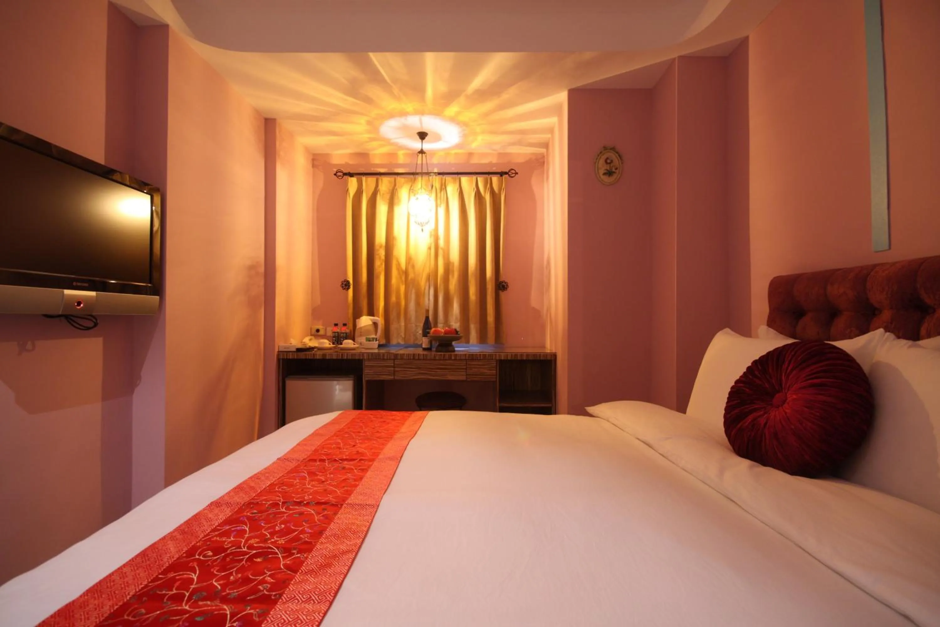 Moroccan Holiday Suite