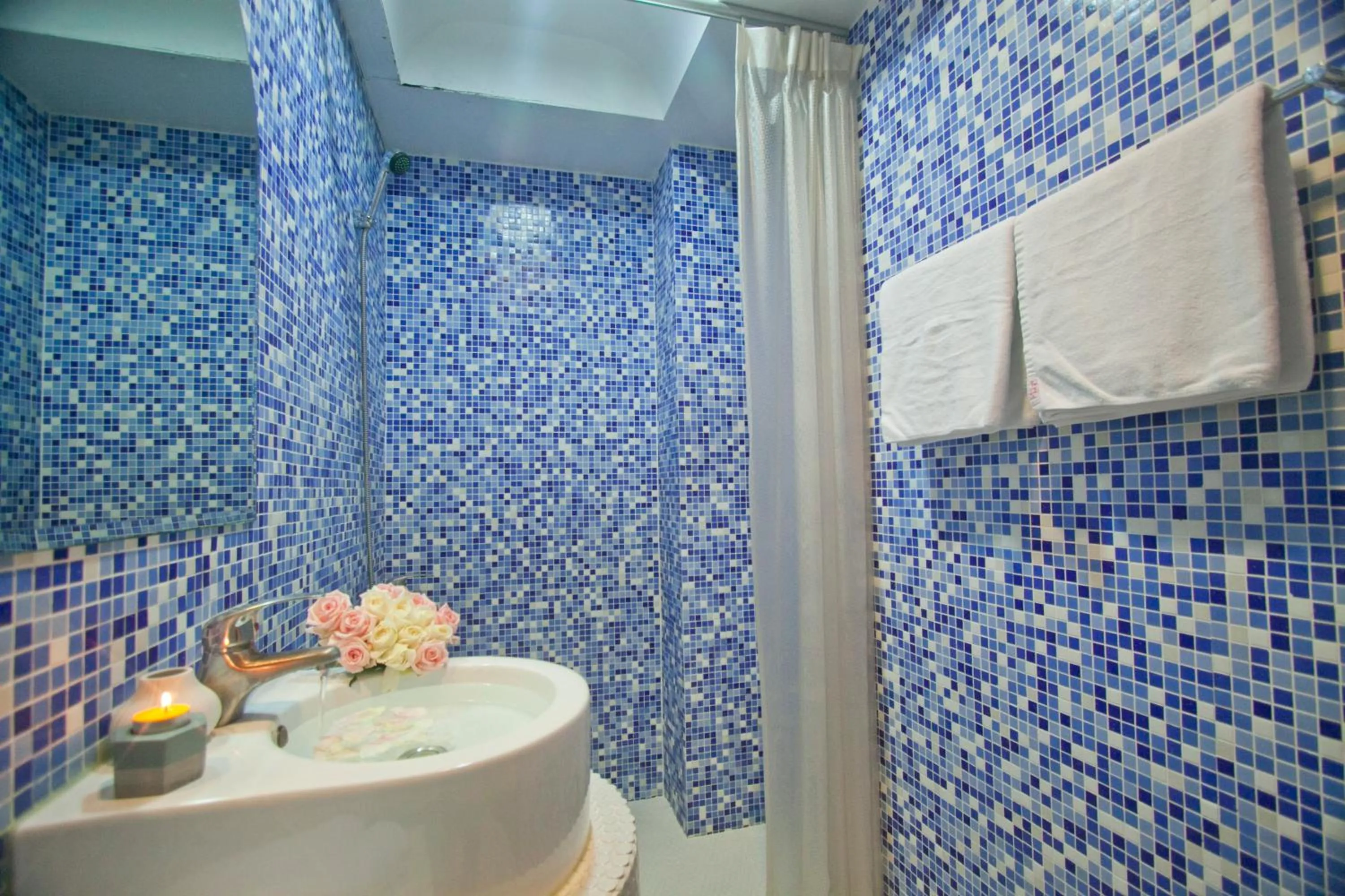 Moroccan Holiday Suite