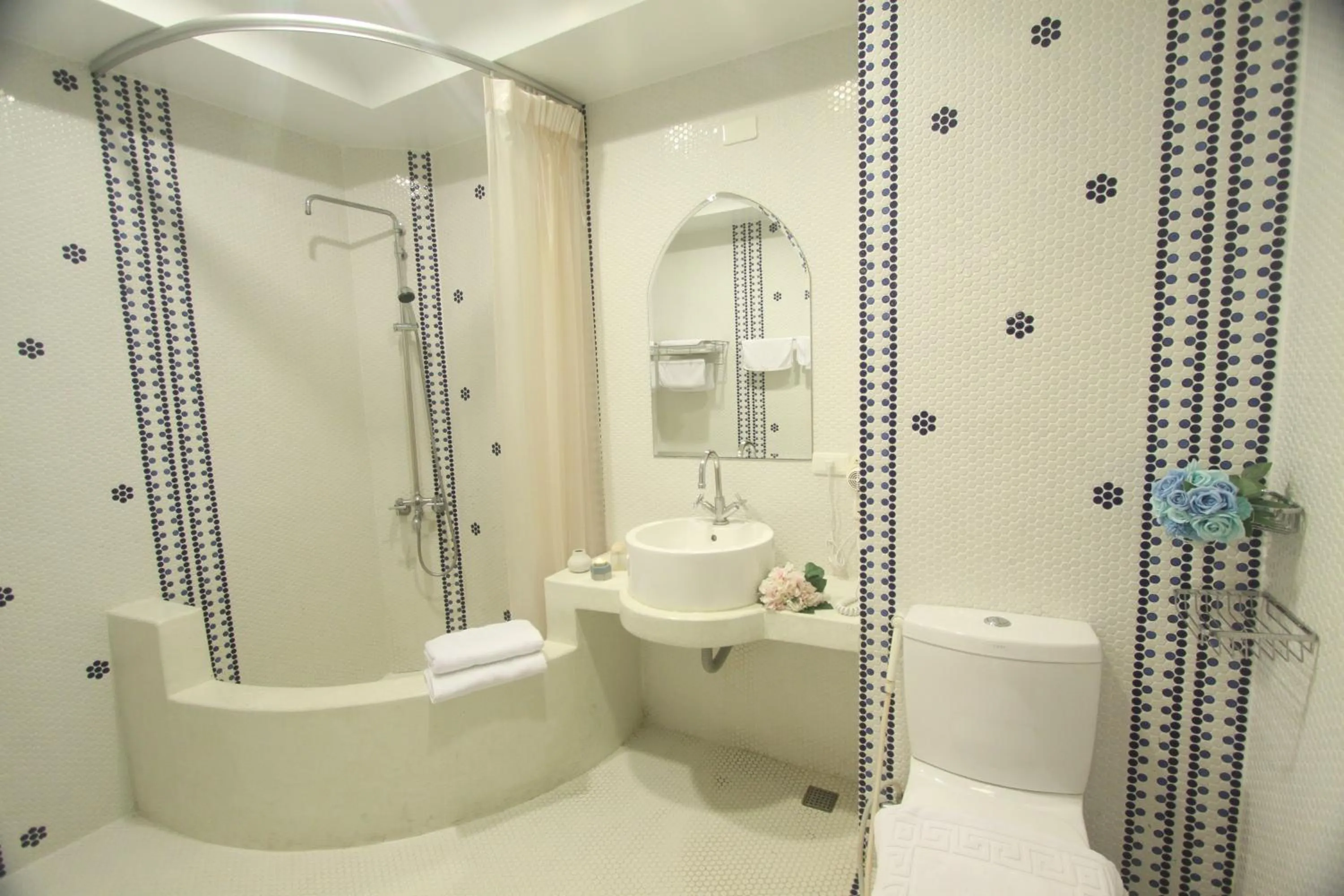 Bathroom in Moroccan Holiday Suite