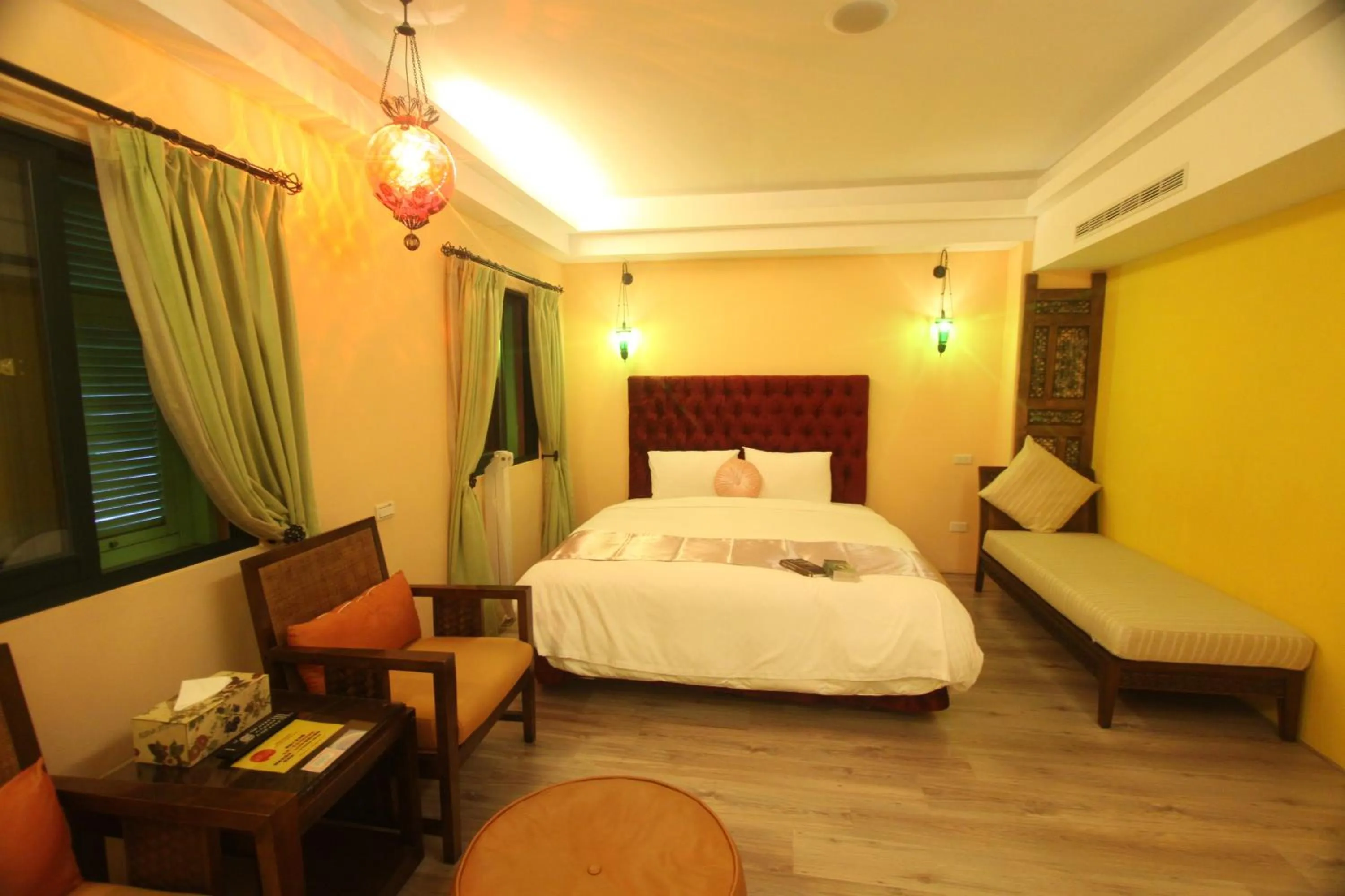 Decorative detail in Moroccan Holiday Suite