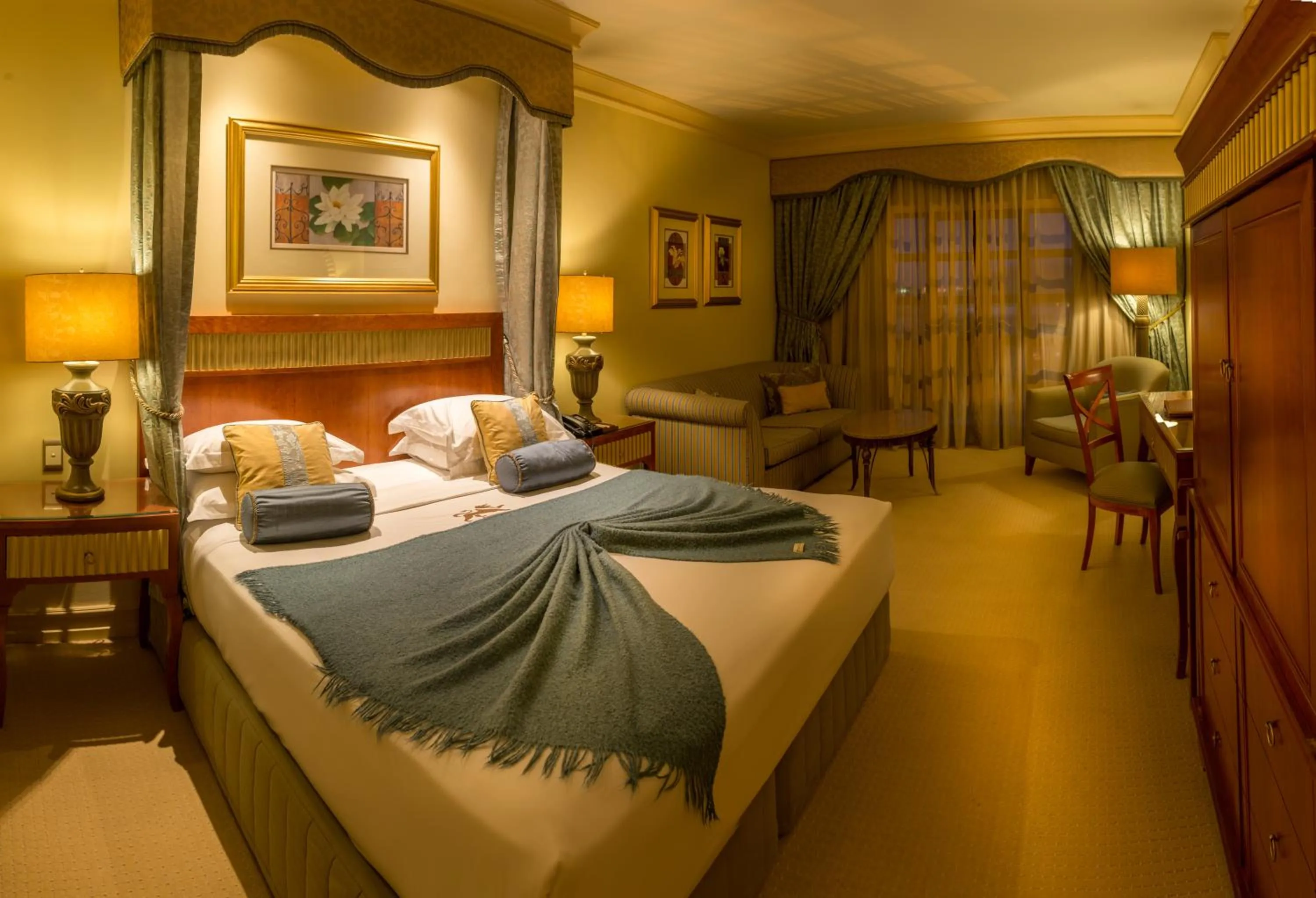 Photo of the whole room, Bed in Peermont D'oreale Grande at Emperors Palace