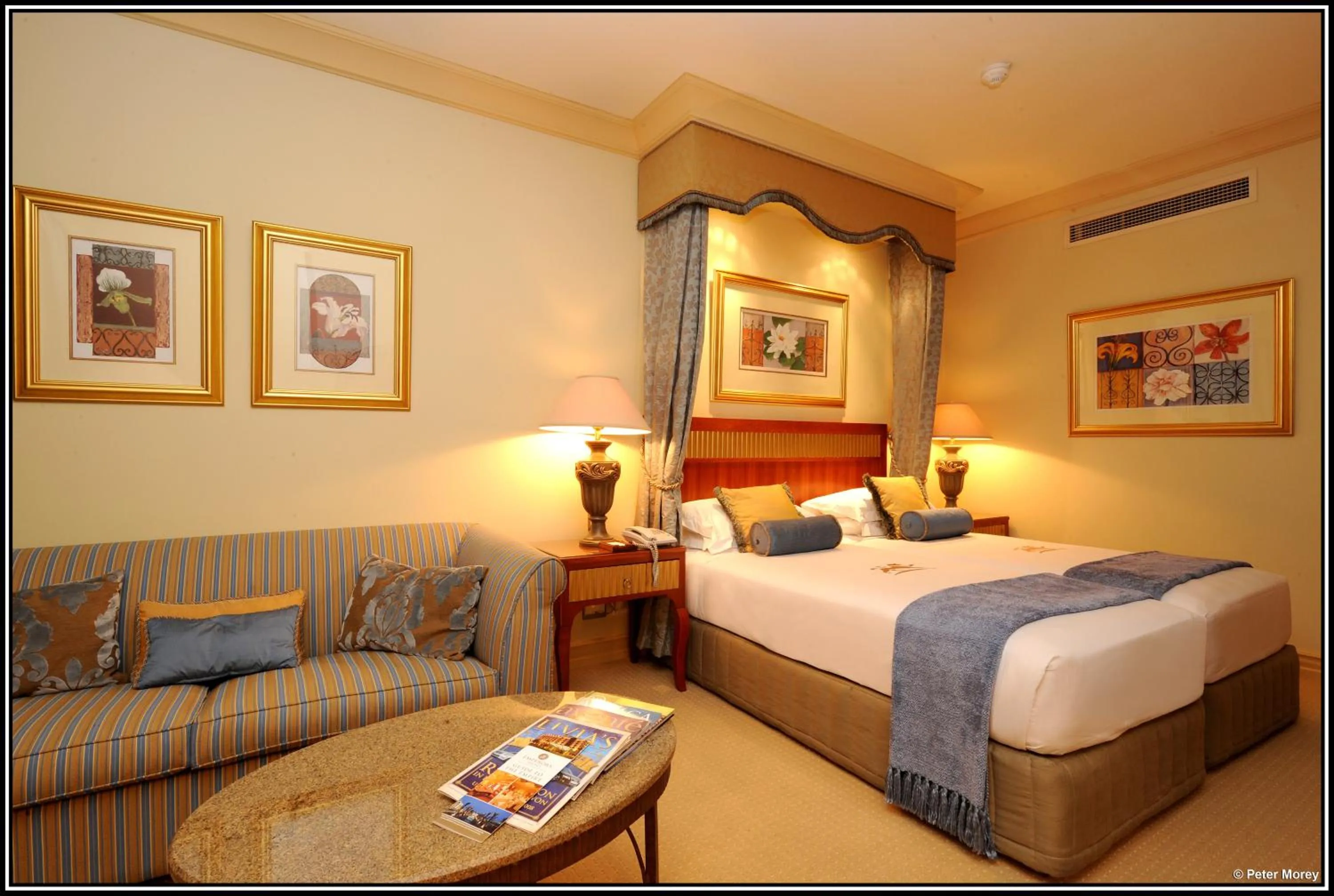 Bedroom, Bed in Peermont D'oreale Grande at Emperors Palace