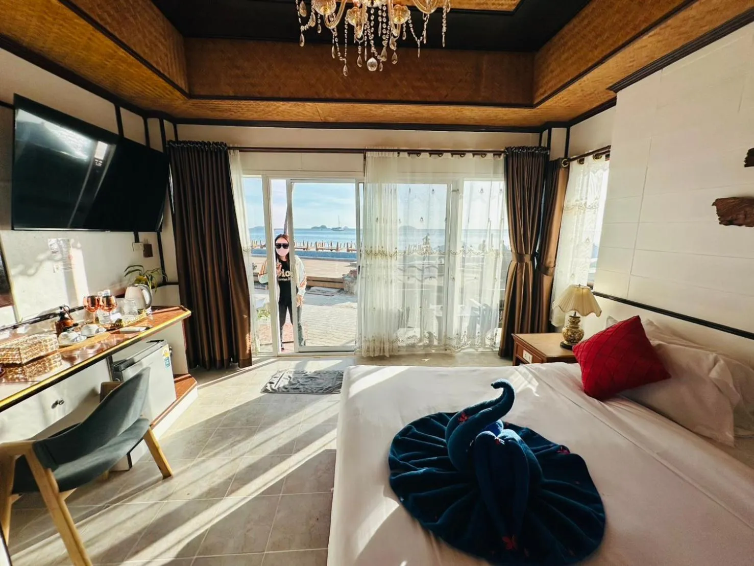 Bed in Koh Chang Resort