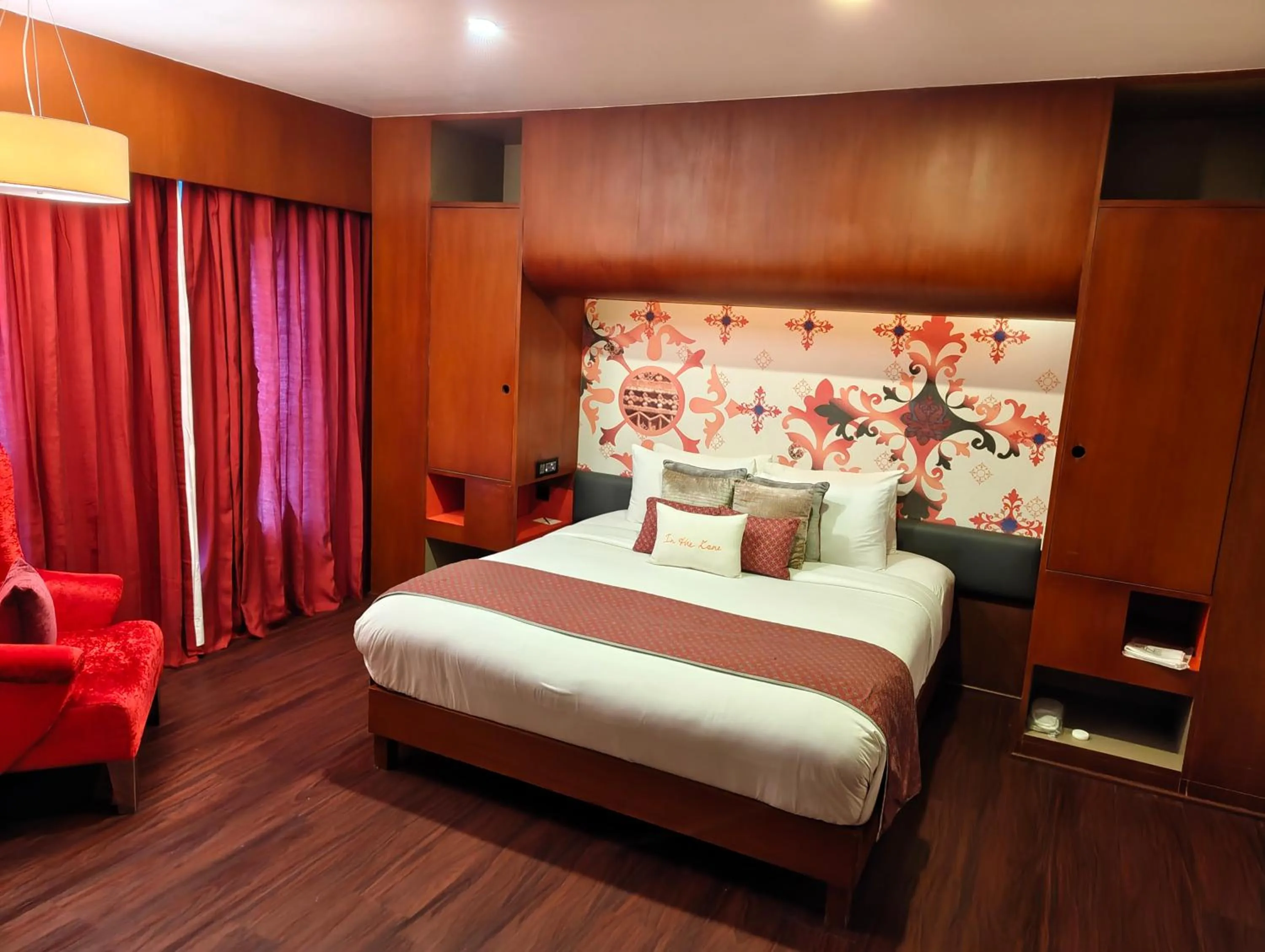 Bedroom, Bed in Zone By The Park, ORR, Chennai