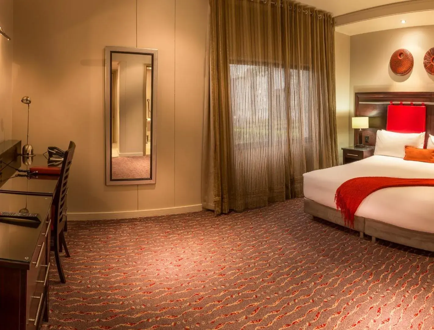 Double or Twin Room - Disability Access in Mondior at Emperors Palace Double or Twin Room - Disability Access in Mondior at Emperors Palace