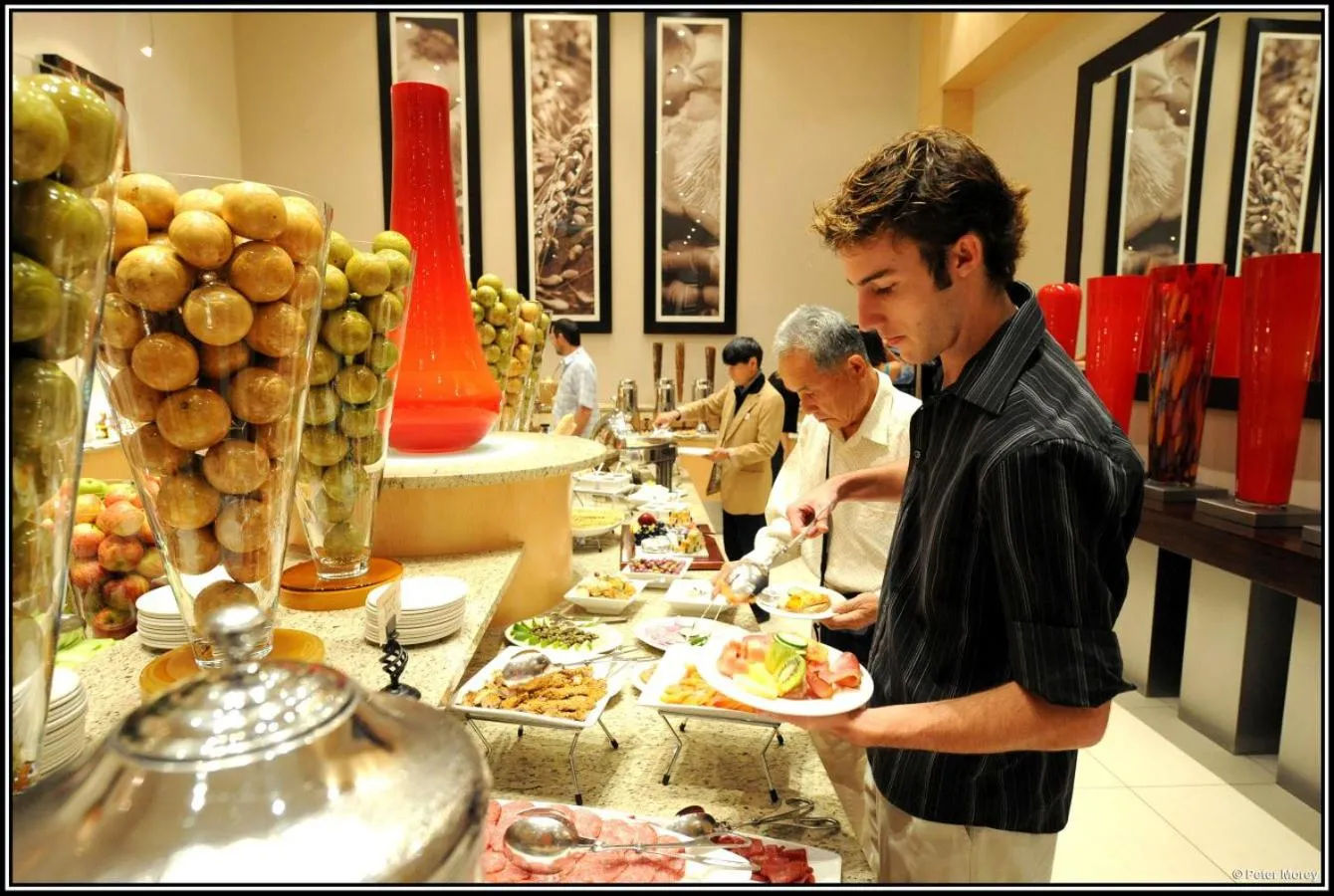 Restaurant/places to eat in Mondior at Emperors Palace